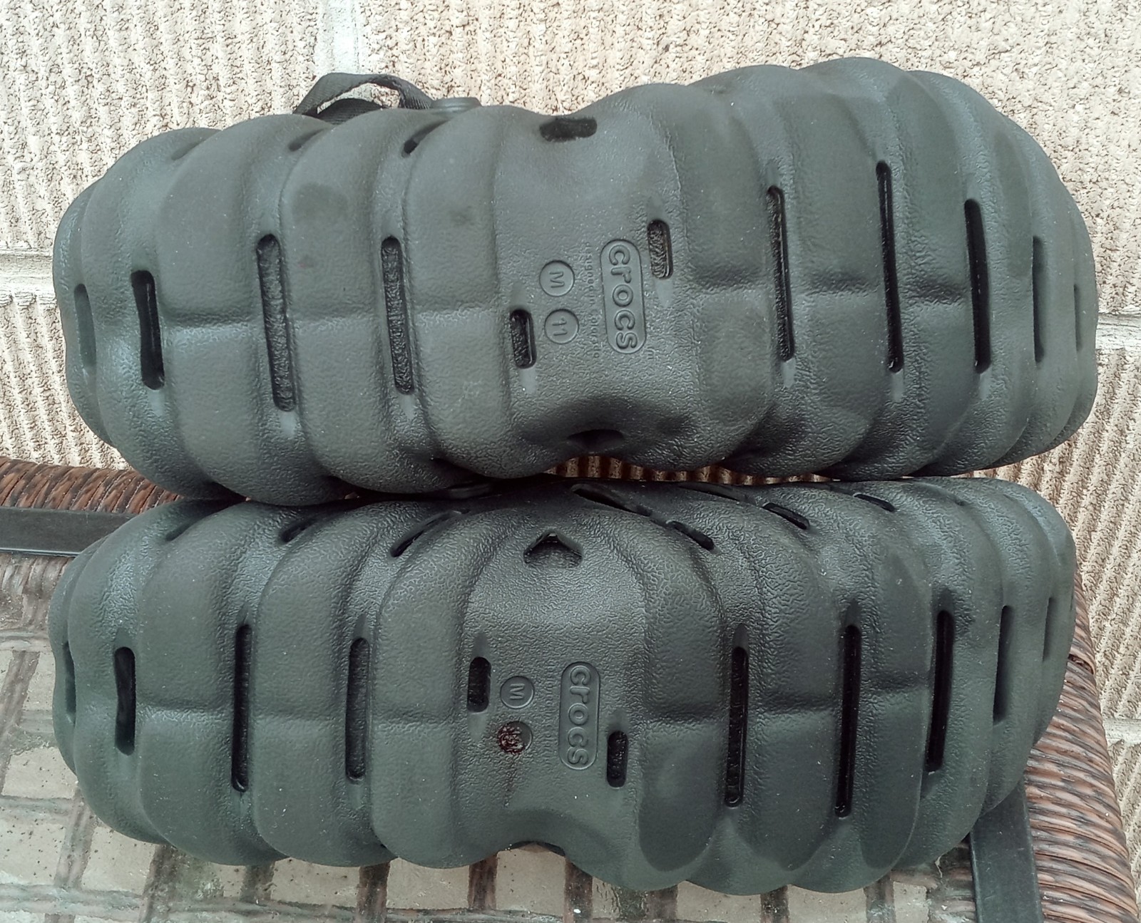 Crocs Echo Clog Unisex Black Men’s Sz 9 Women’s Sz 11 Adjustable Turbo Strap