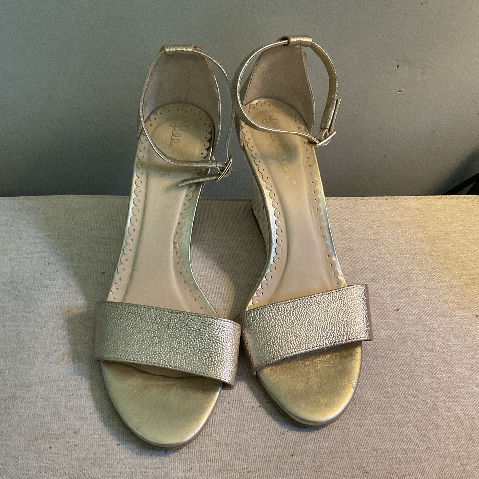 Lilly Pulitzer Bridgette Gold Metallic Leather Wedge Sandals Size 9M