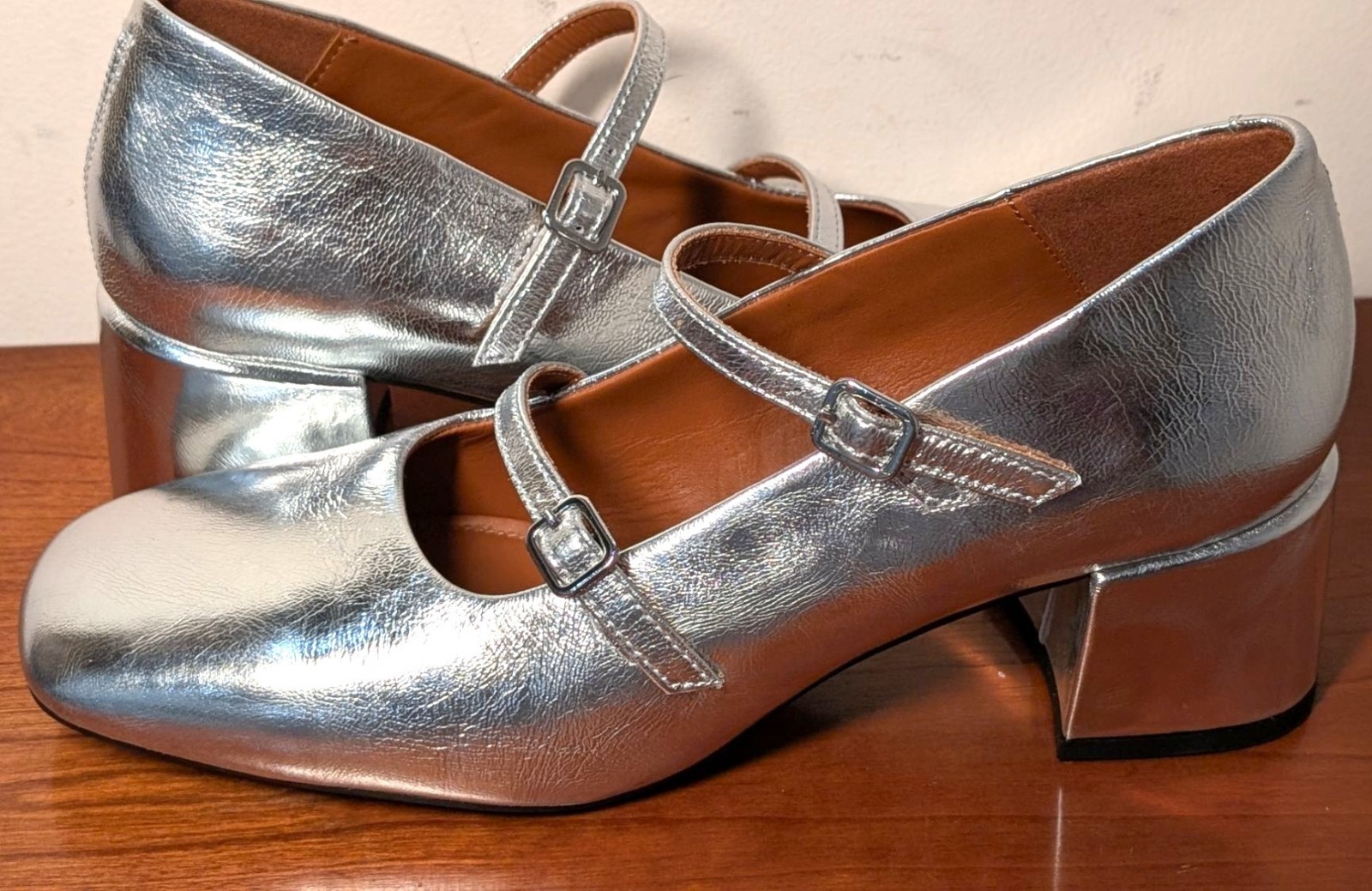 NEW Vagabond Adison Silver Leather Double Strap Mary Jane Pump, Size 39