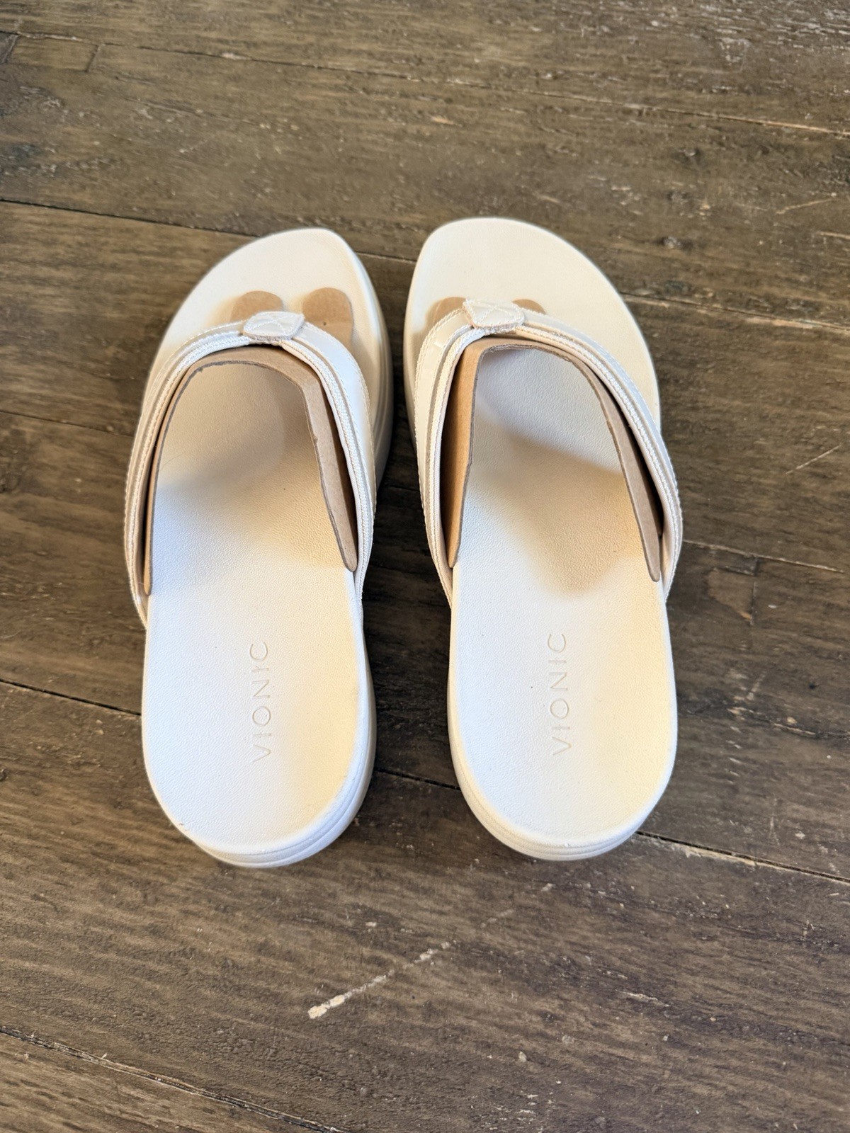 Vionic High Tide II Platform Sandals for Women Color Cream Size 7 New w the Box!