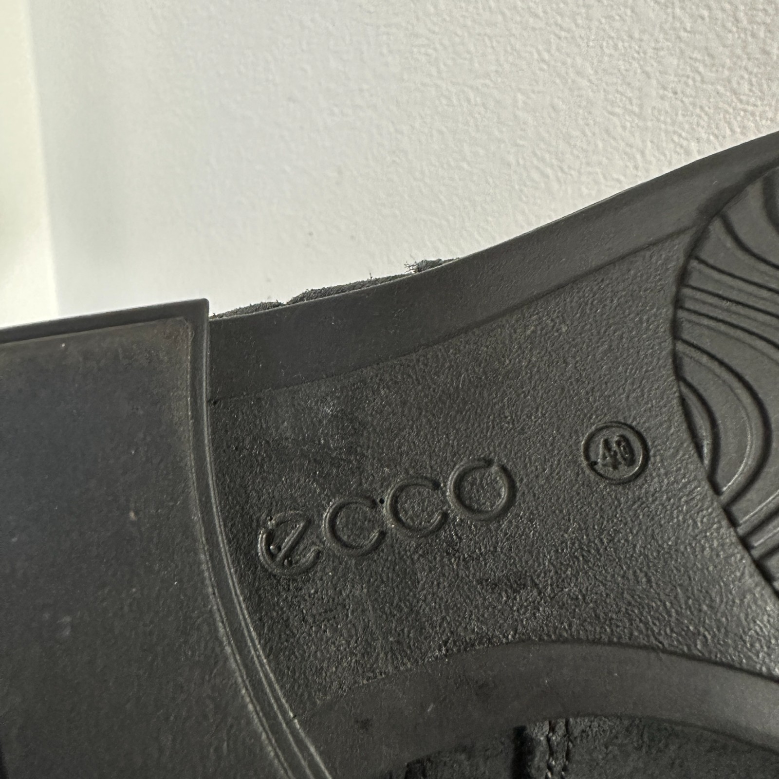 ECCO Touch 15 Black Leather Side Zip Ankle Boots Winter Women’s EU 40 US 9.5