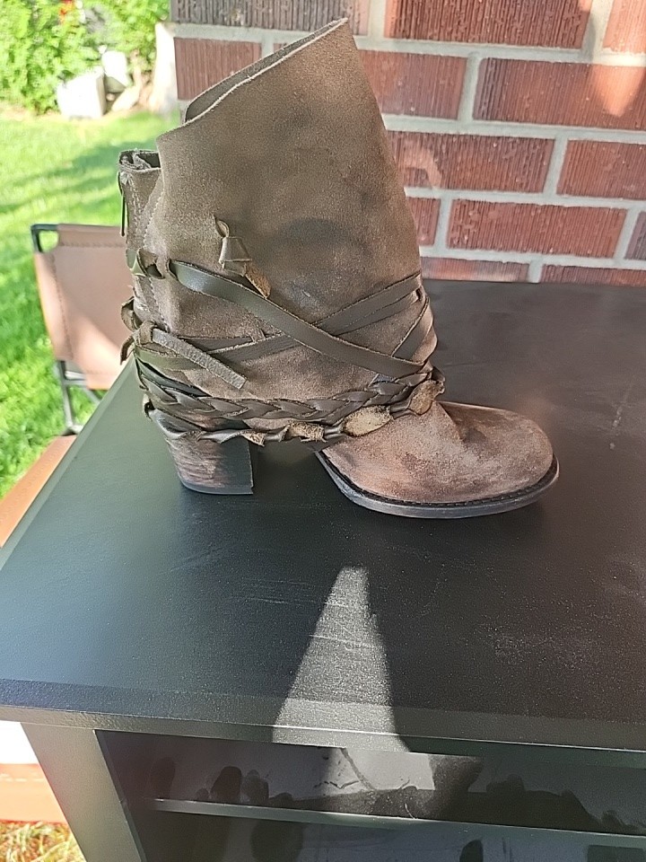 Freebird by Steven Cairo Boots Womens 9 Brownish Gray Suede Leather Boho Western