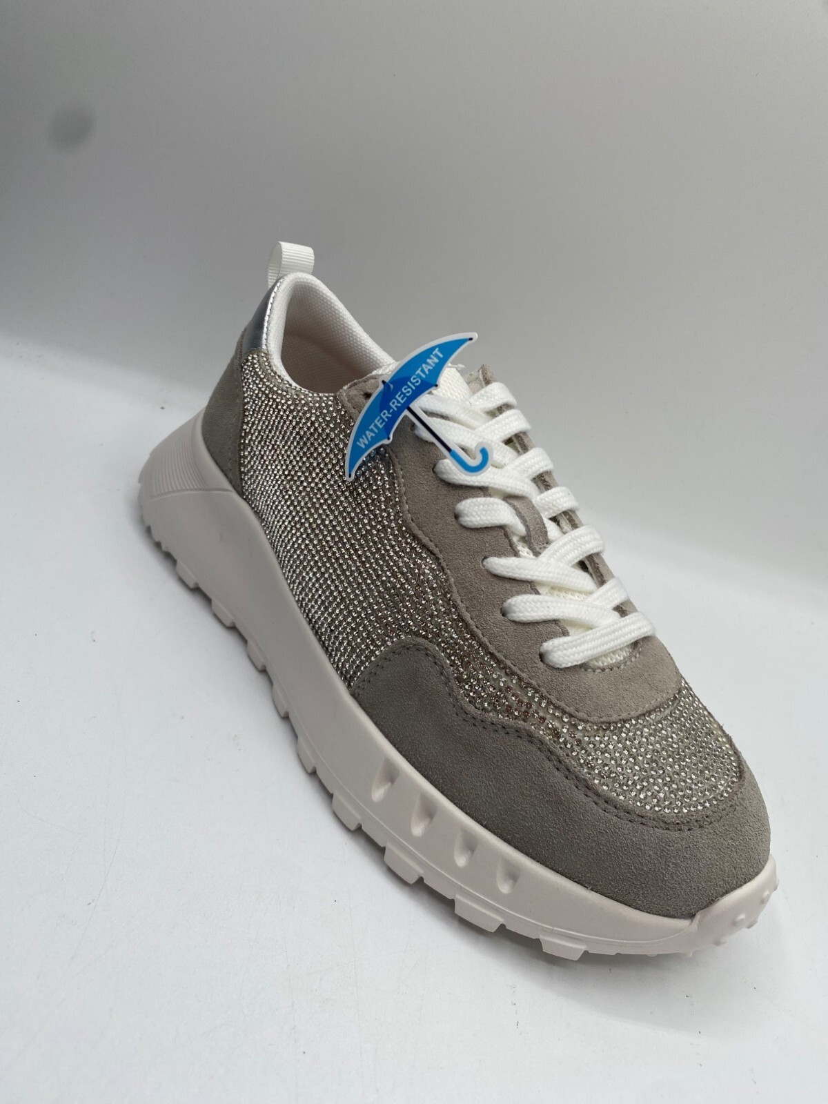 Aqua College Women’s Light Grey Luster Lace Up Low Top Sneakers Size 6.5 M NWB