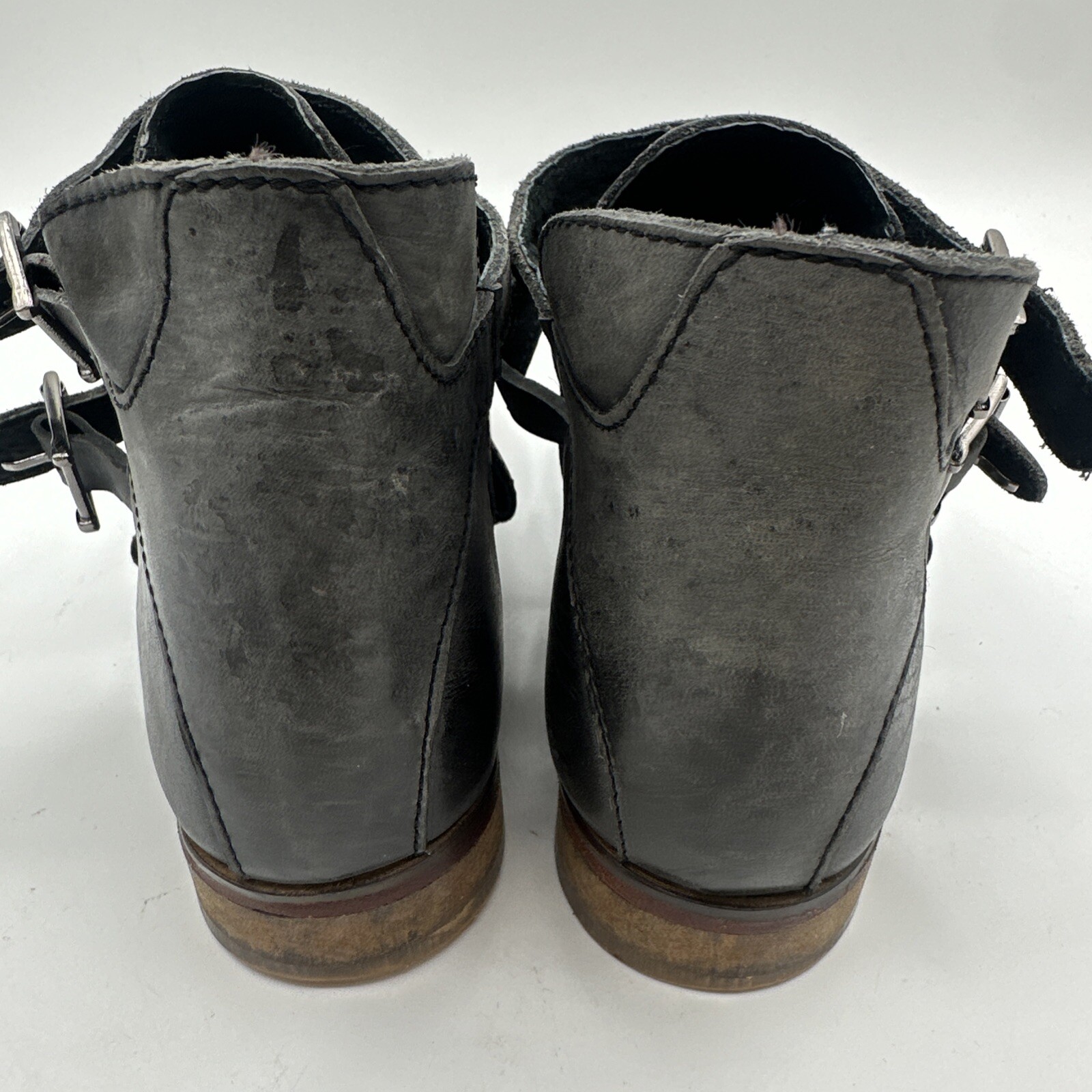 Free People Boots Womens 38 (US 7.5) Gray Leather Boho Grunge Biker Booties