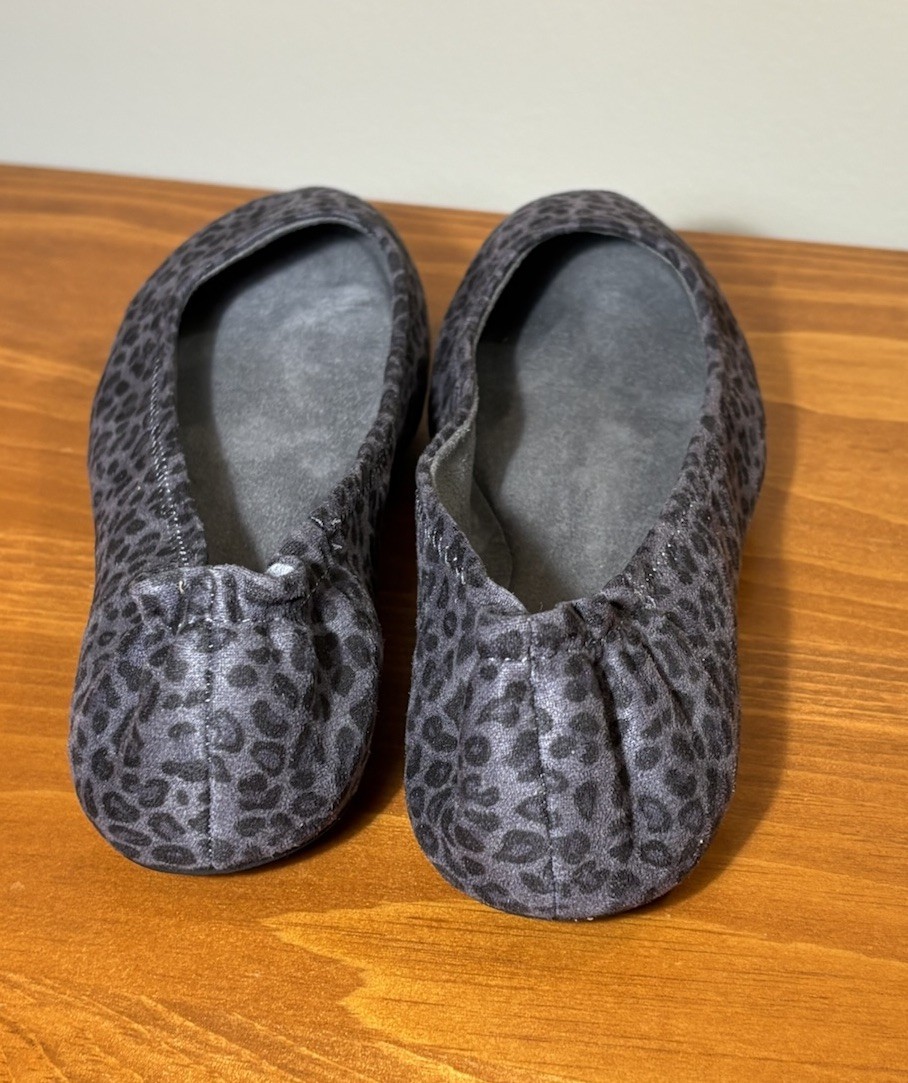 Xappeal Gray Black Leopard Print Ballet Flats Women’s Size 6 Slip On NWOB