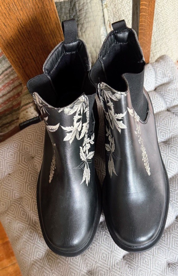 Rogue + Wolf Platform Boots Black White Floral Goth Sz Men’s: 6.5 Women’s 8W