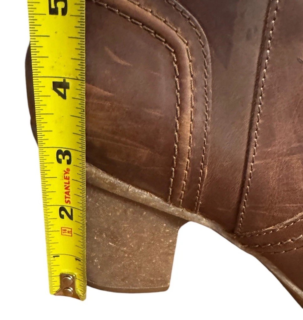 Clarks Carleta Paris Ankle Bootie Woman 11M Brown Leather 3.25″ Heel Zip