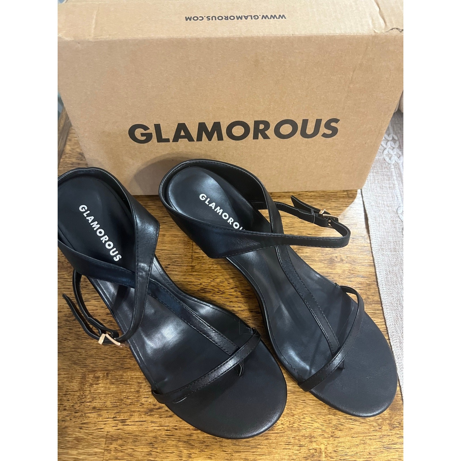Glamorous Black Cross-Strap Heeled Mule Sandals – Size 8