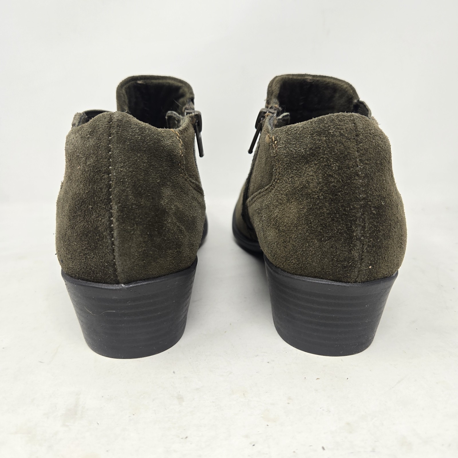 Earth Origins Christine Olive Suede Block Heel Slip on Booties Women’s Size 9.5