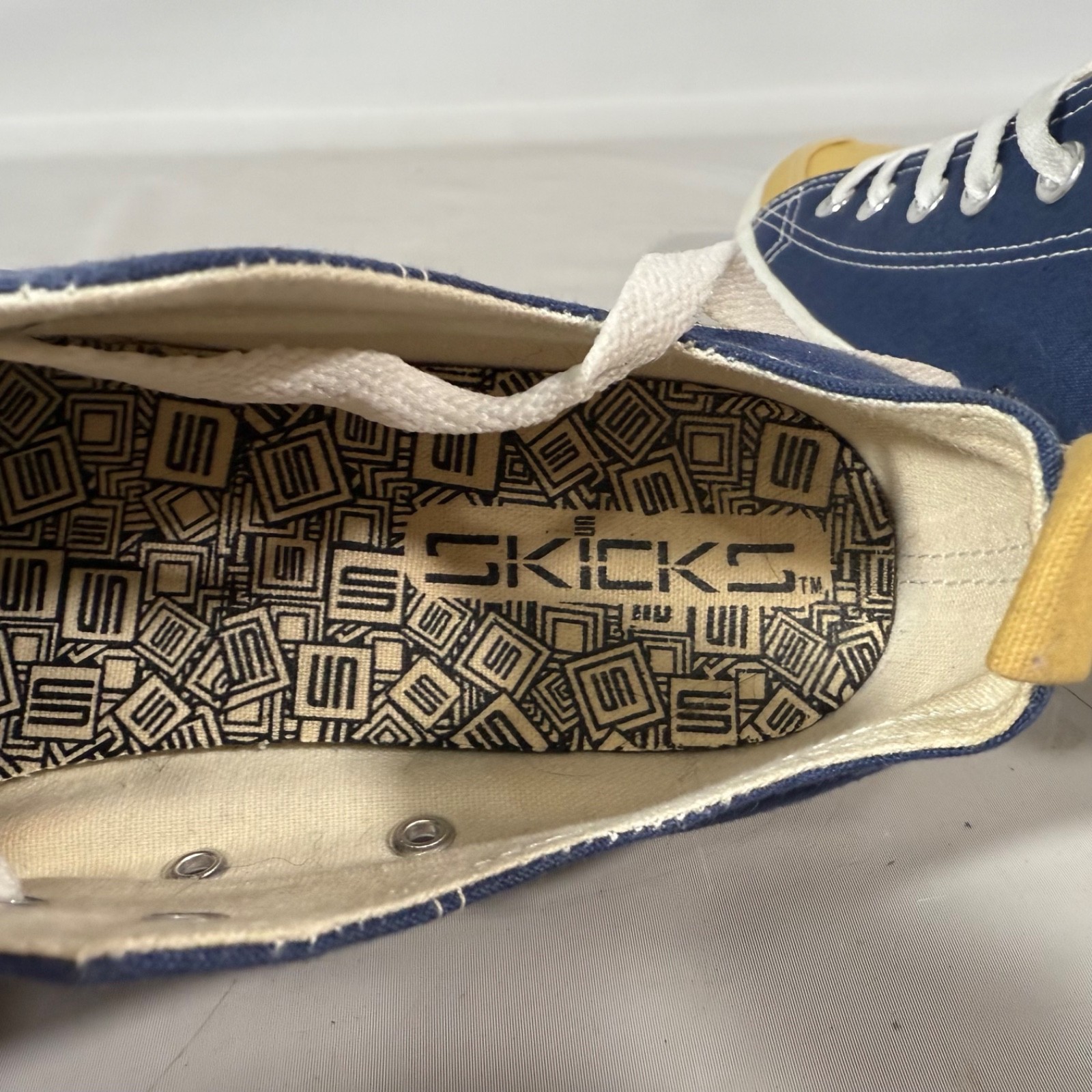 Skicks Pitt University College Sneakers Lace Shoes Unisex Adult Women Size 8 N