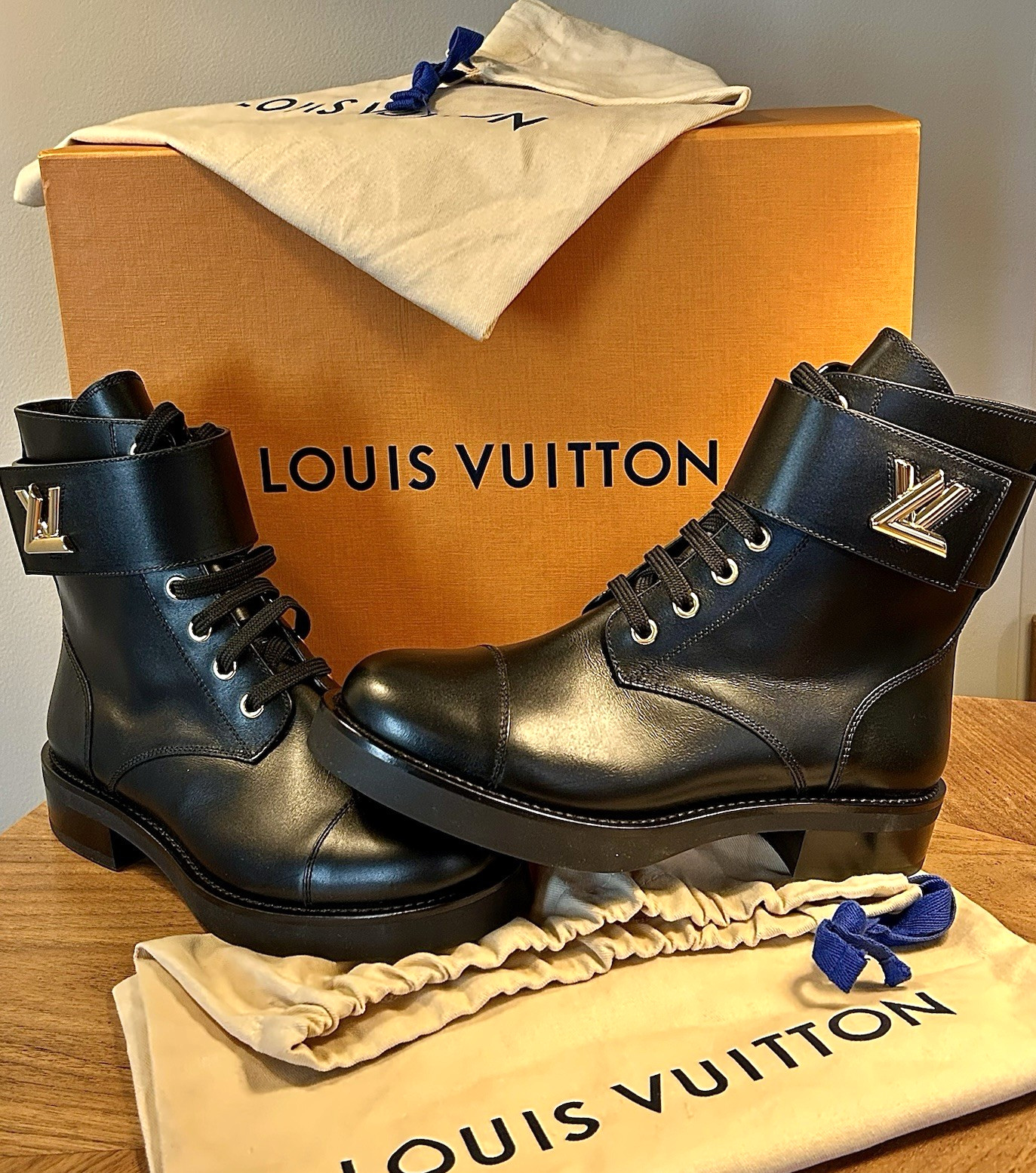 NEW LOUIS VUITTON Lace Up Ankle Boots Wonderland Ranger EU 36.6/US 6