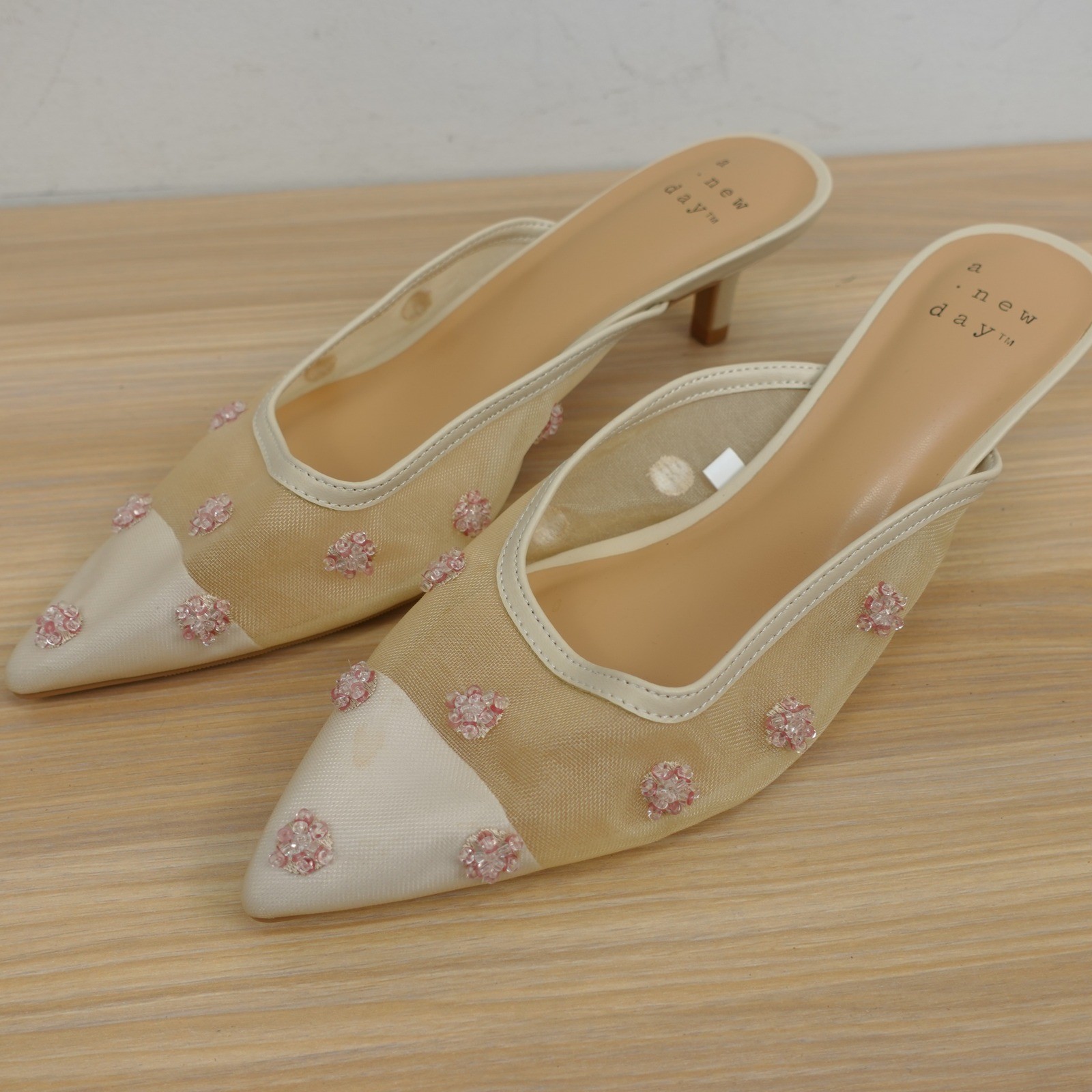 Floral Bead Mule Sandals Women 8.5 Tan Mesh Cottage Fairy Kitten Heel A NEW DAY