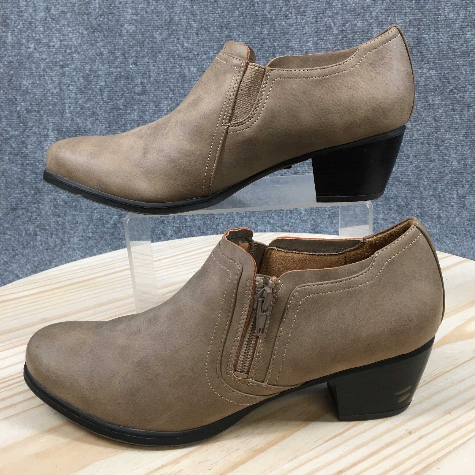 Natural Soul Boots Womens 10M Ankle Bootie Side Zip Block Heels Leather Brown