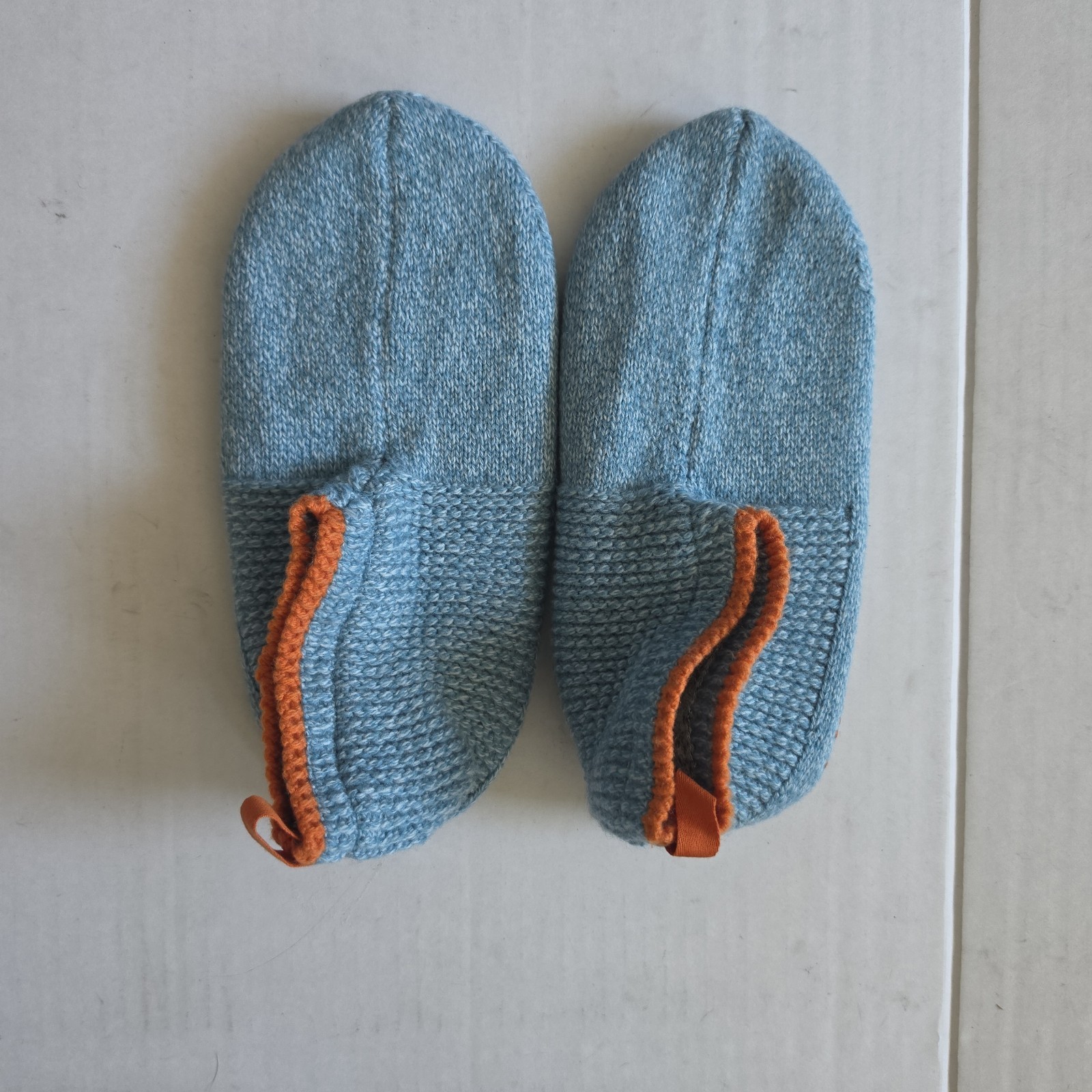 Bombas – Gripper Sherpa Lined Slipper – House Shoe Sock – Light Blue Size Large