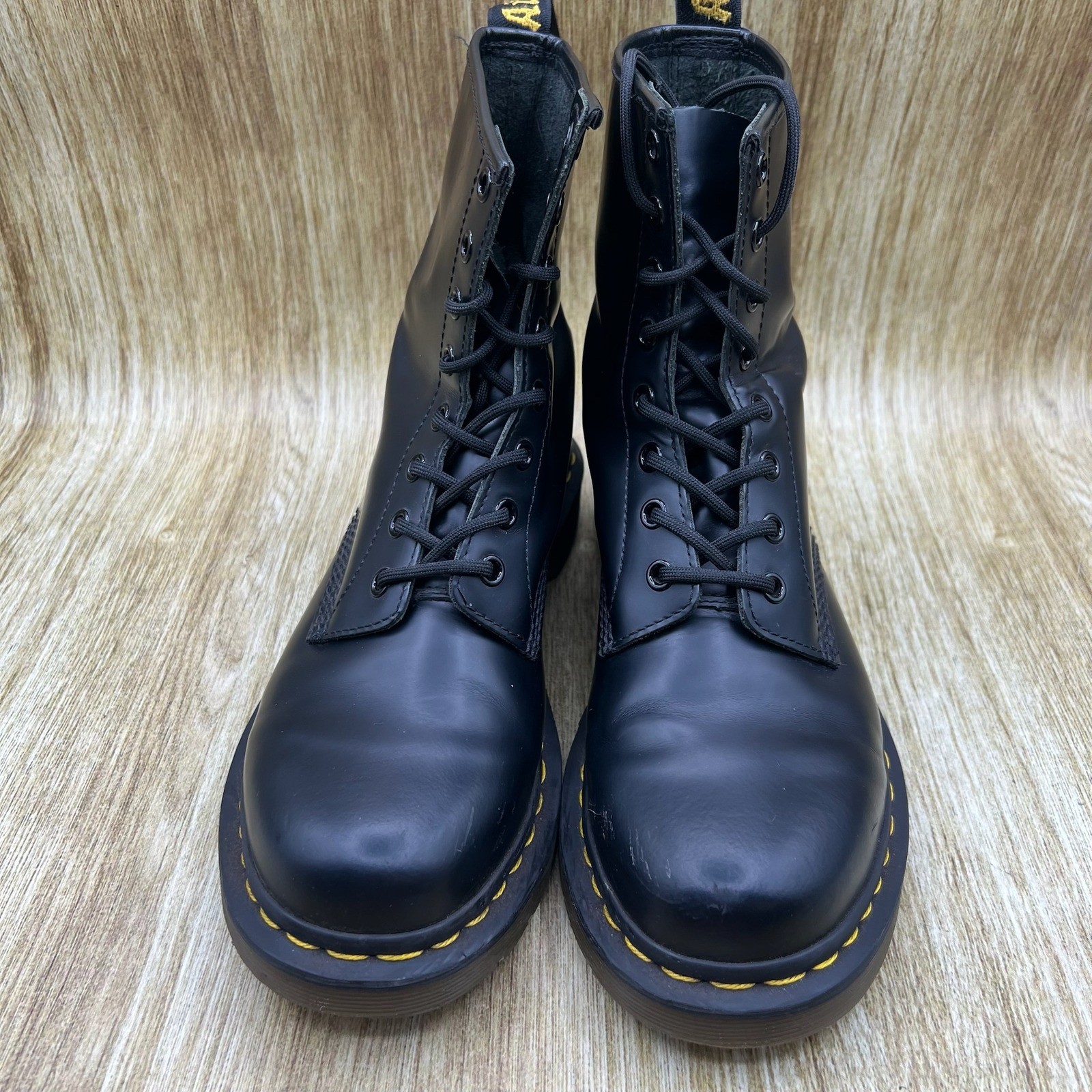 Dr. Martens 1460 Women’s Size 9 Smooth Leather Combat Boots Black 8-Eye Lace Up