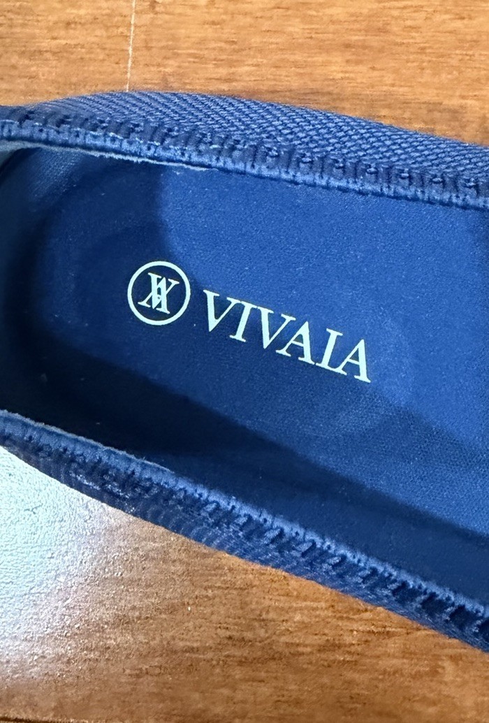 Vivaia Aria 5° Navy Slip On Pointed Toe Ballet Flats Shoes Sz. 41 (9.5)