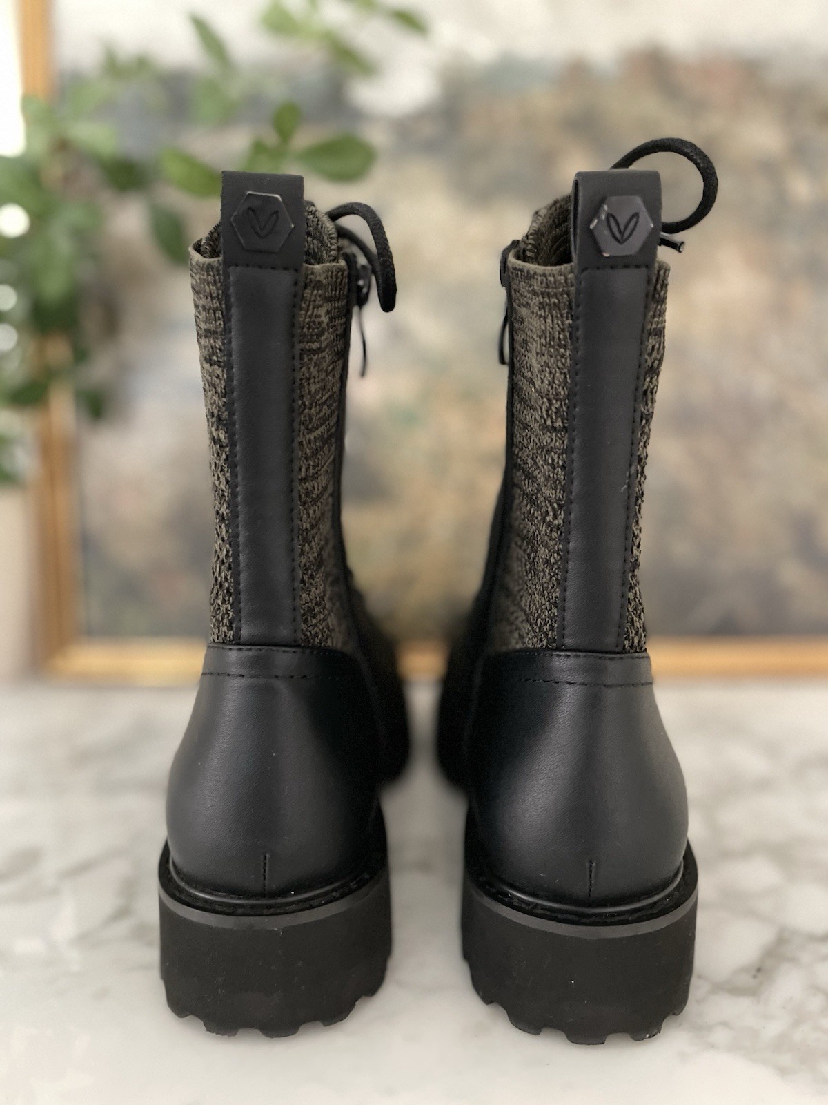 Vivaia Florence Chunky Combat Boots 39 Size 8 Green Black Water RPL