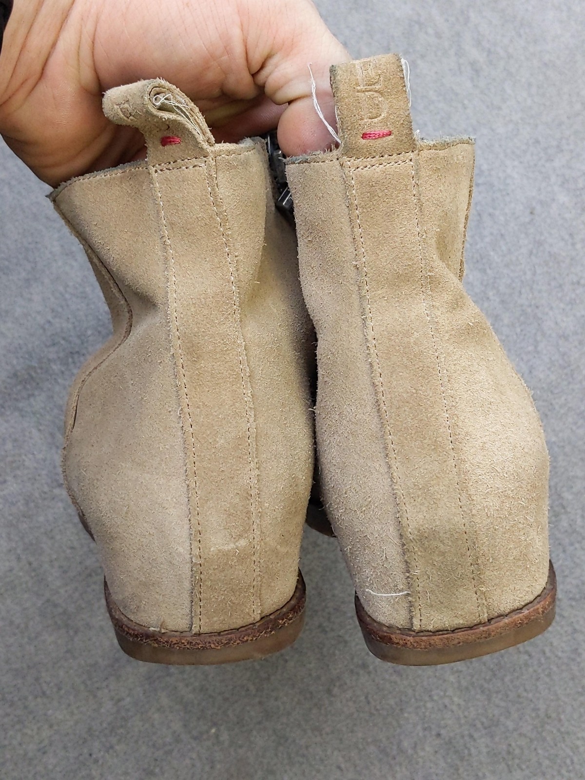 ED Ellen DeGeneres Boots Womens Size 6 36 Beige Leather Ankle Zip Wedge Booties