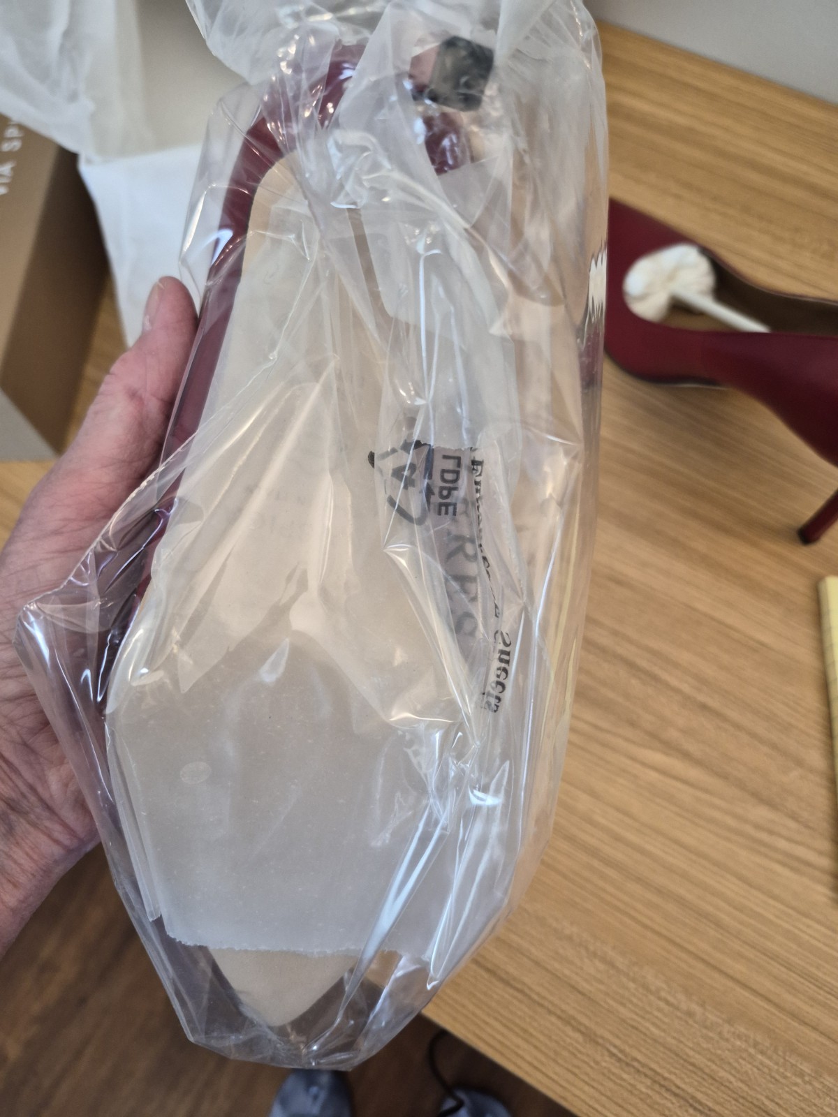 Sz 8.5 Via Spiga «Nikole» Ruby Leather Never Worn Pumps