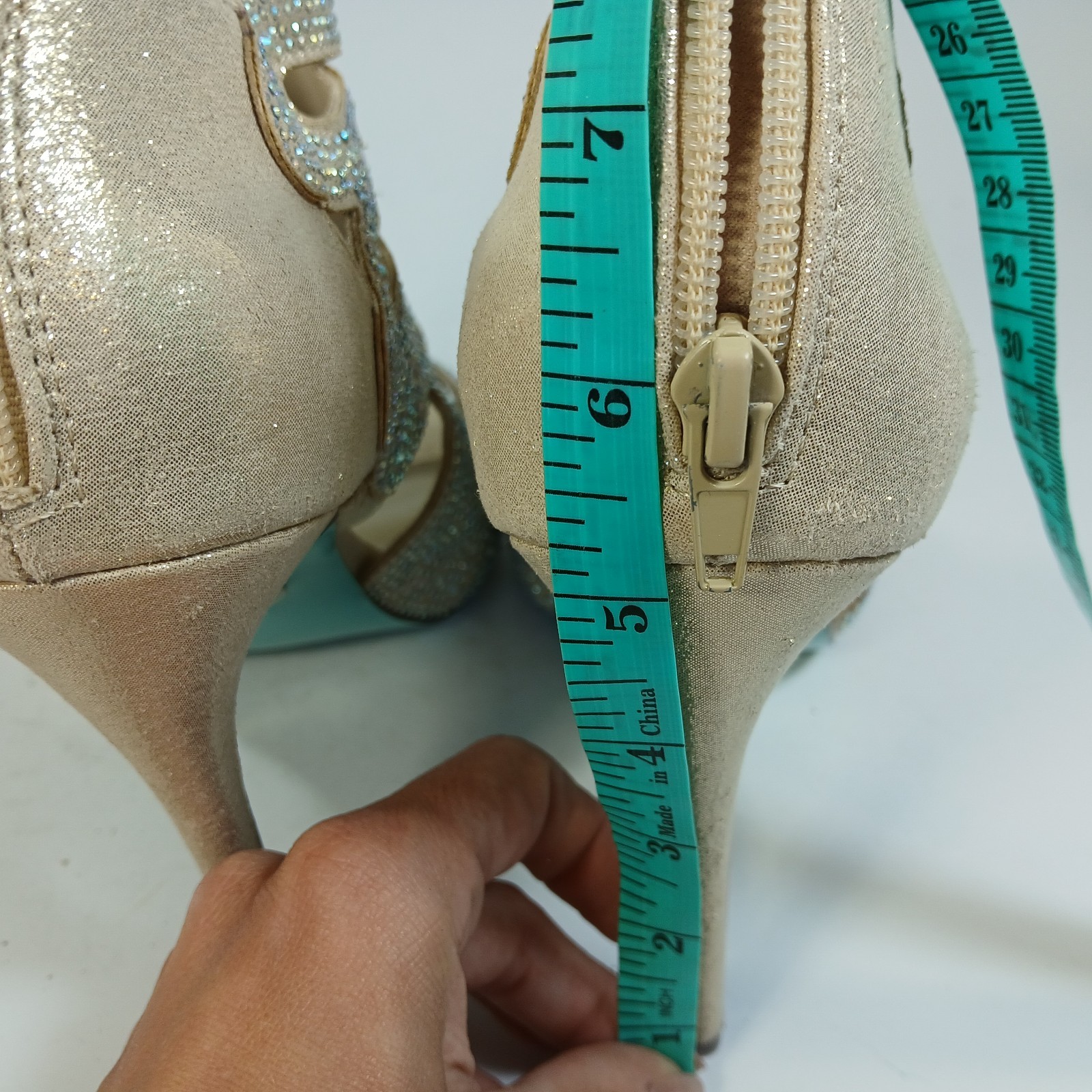 Blue By Betsey Johnson Nola Silver Crystal Bridal Stiletto Heels Open Toe 9.5 M