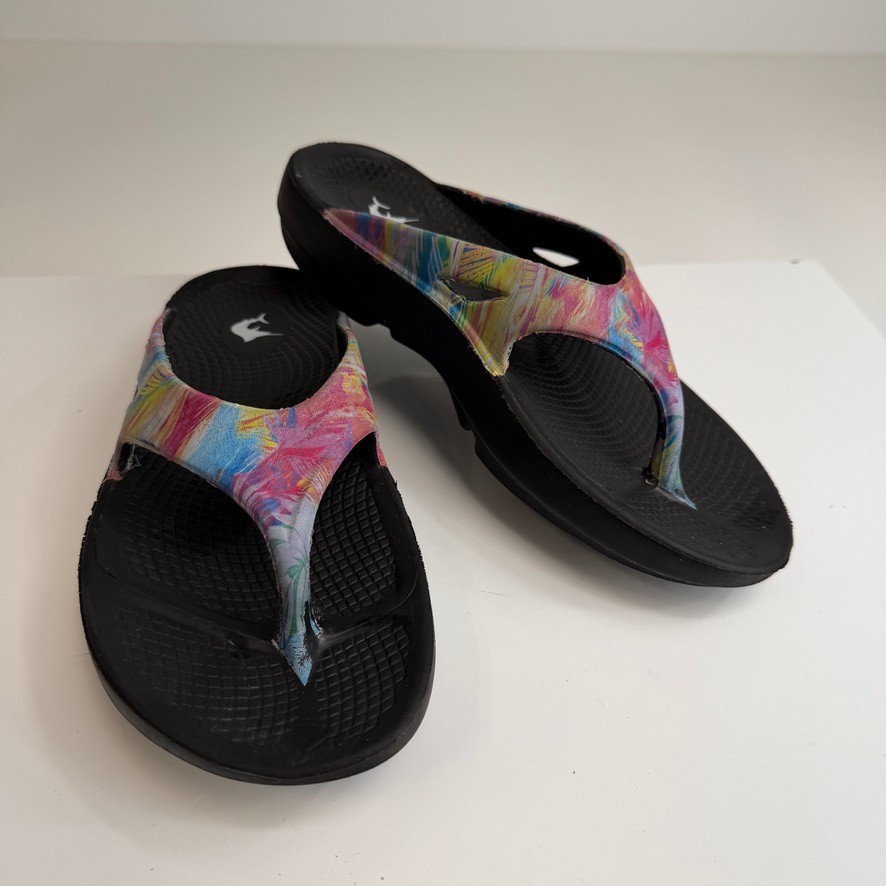 Reel Legends Sandal Women 7 Flip Flop Rainbow Dye Thong Beach Pool Party Core Ex