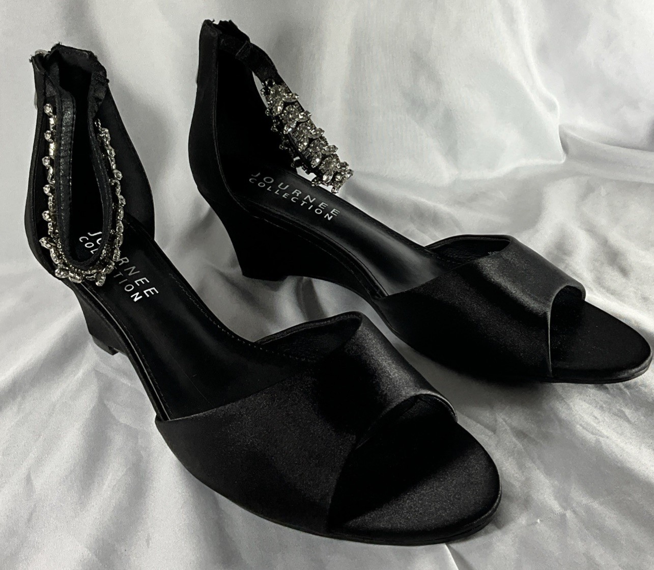 Journee Collection Strappy Block Heel Sandal Black Rhinestone Zipper Women’s 12