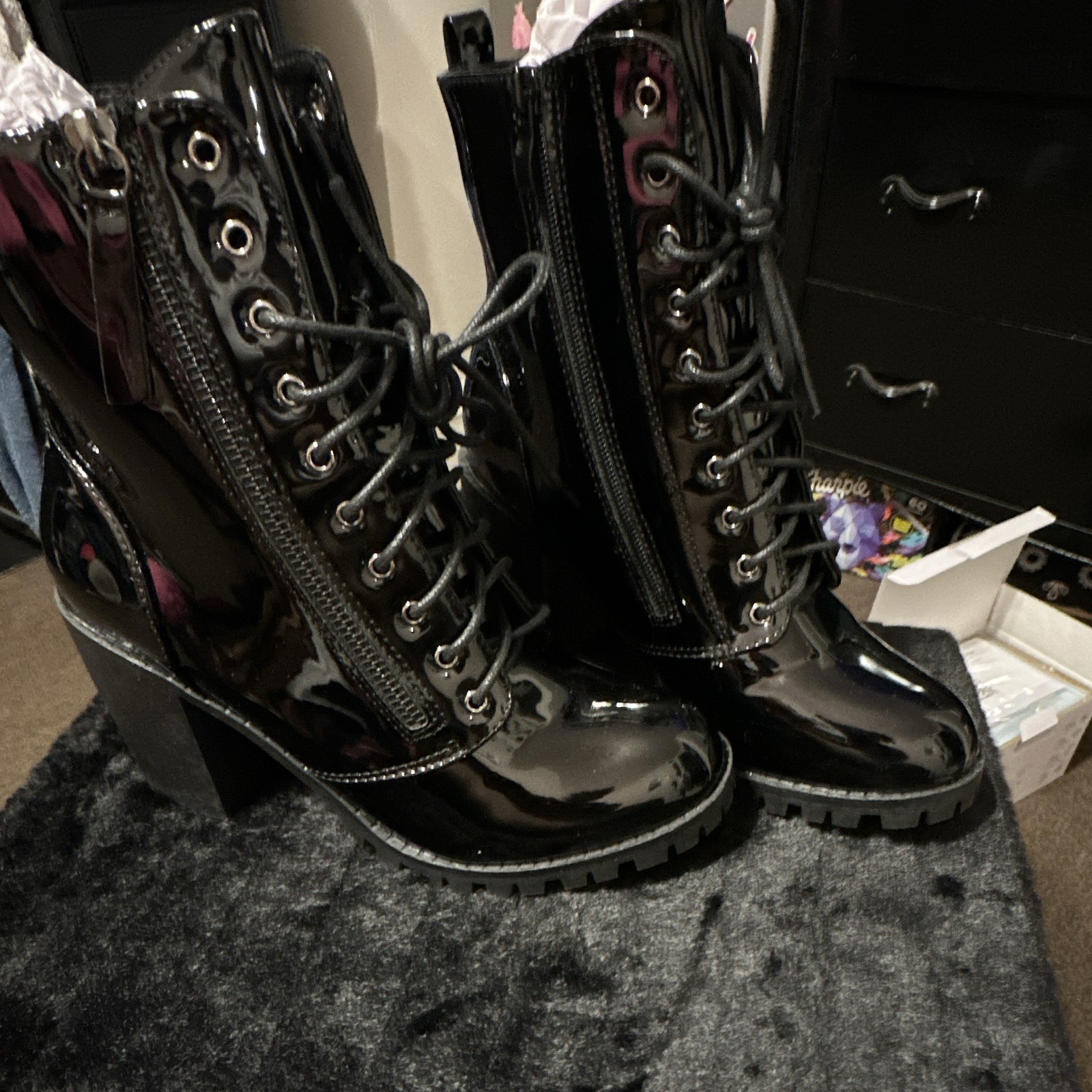 Fashion Nova Women’s Black Patent Leather Combat Boots Lace-Up Zipper 9