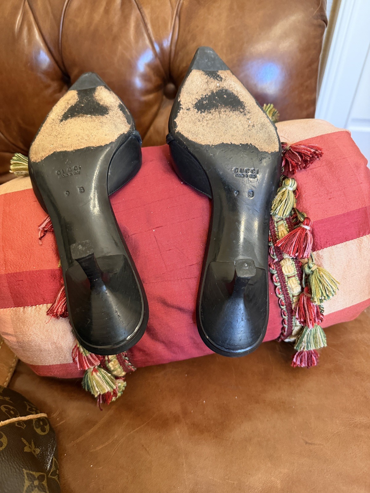 Gucci Black Horsebit Accent Leather Mules Size 9—-2.5″Heel; Made in Italy