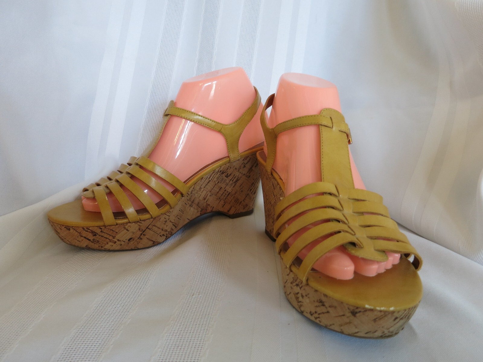 Franco Sarto Size 8 Greece 3.25″ Heel Buckle Platform Sandals Mustard Yellow