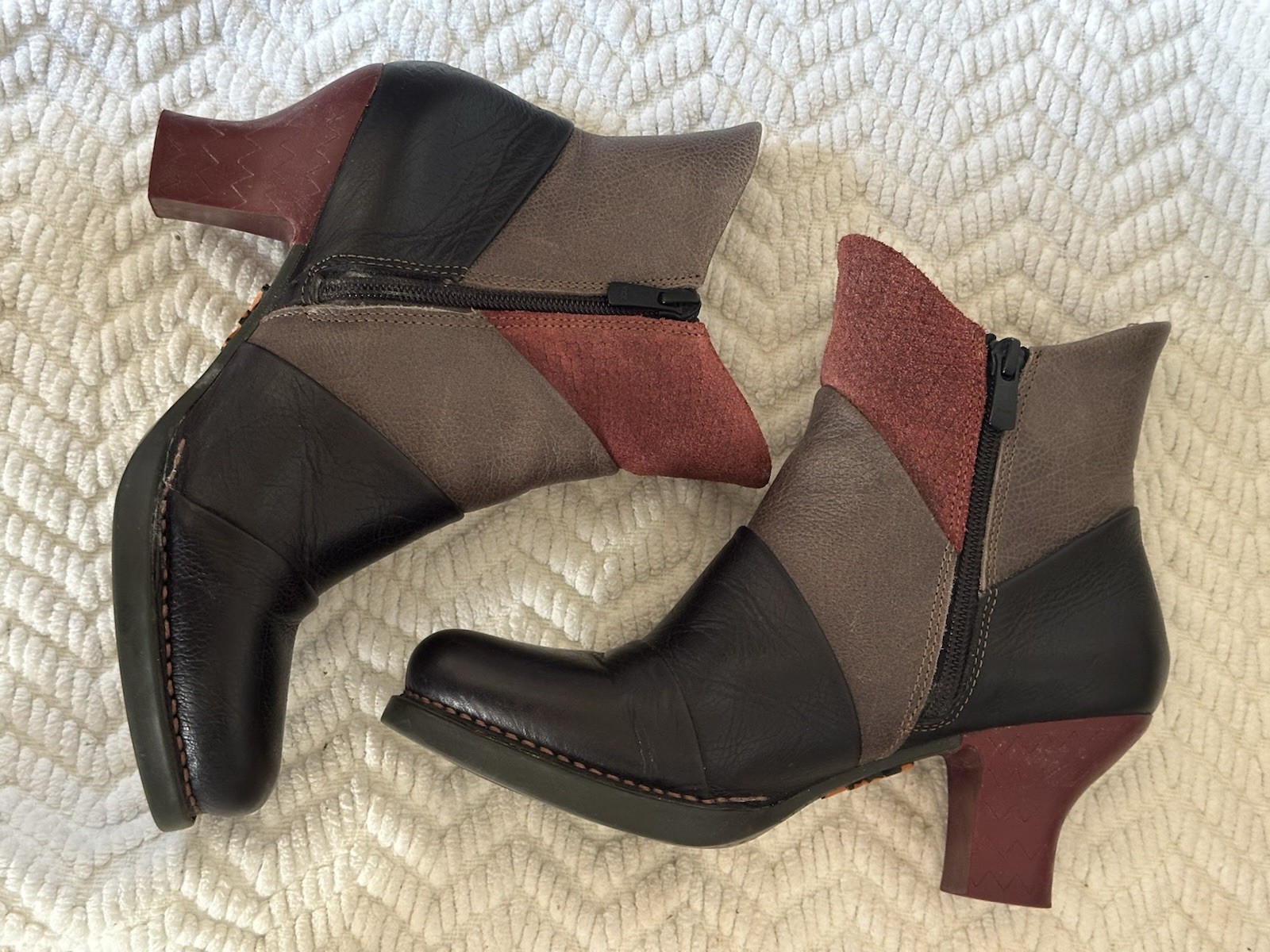 Art Company Black Multi-color Edgy Boho Retro Heel Women’s EU 37 US 6-6.5 – NICE