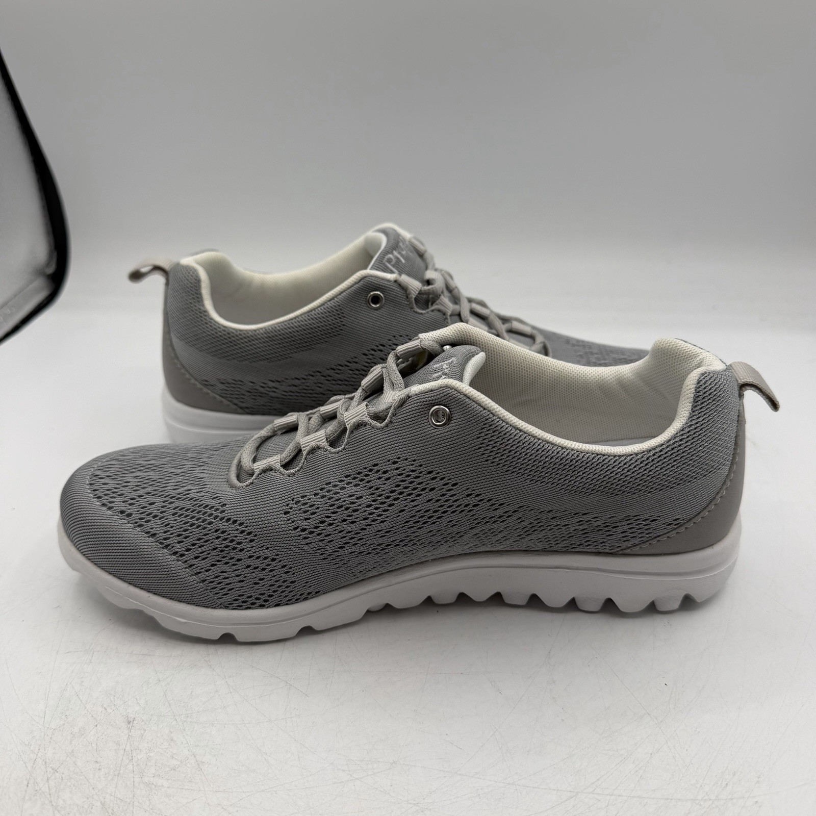 Propet TravelActiv Sneakers Womens Sz 8 XX(4E) WIDE Grey Comfort Shoes W5102