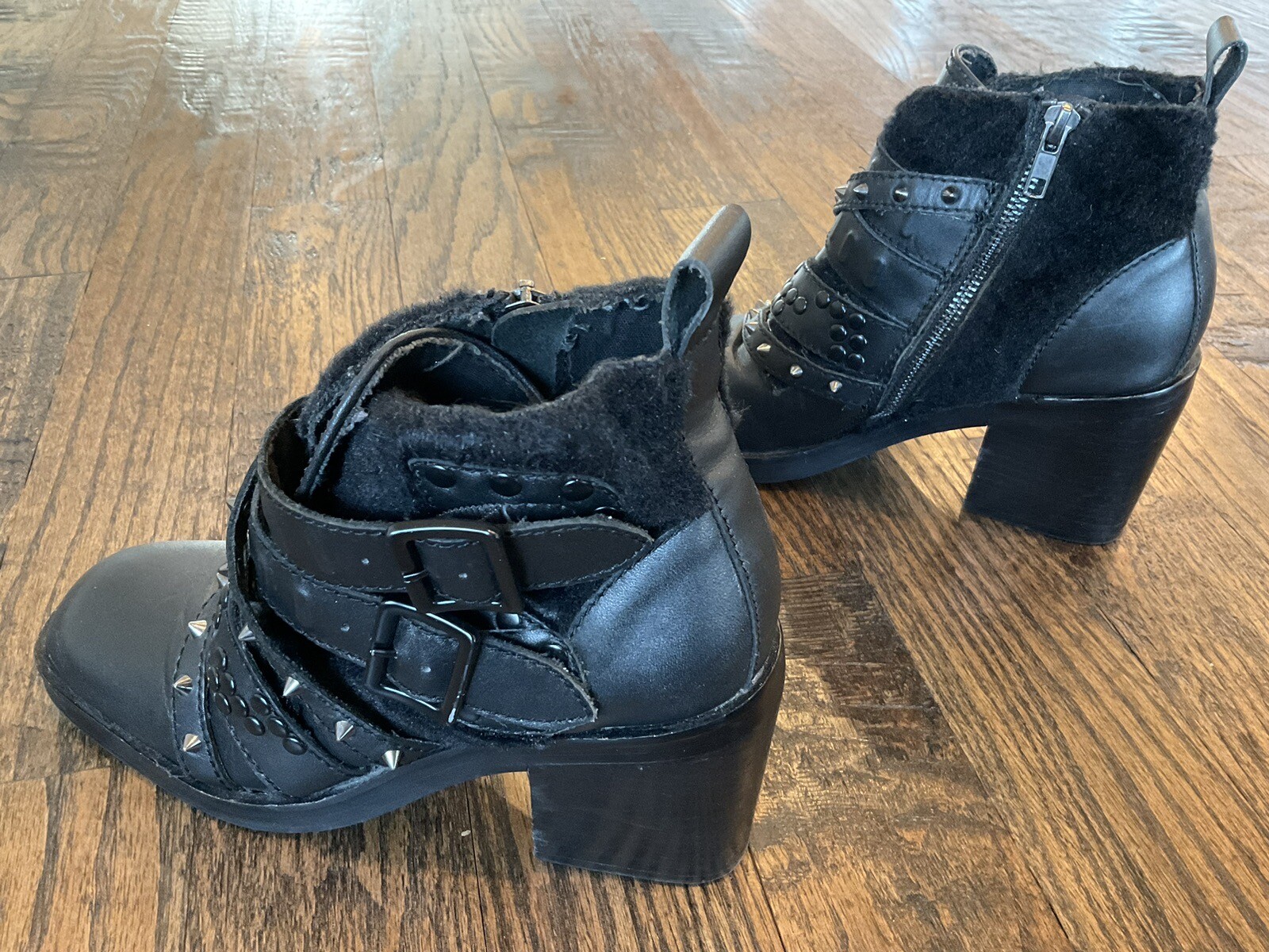 Kelsi Dagger Brooklyn Black Studded 3″ BlockHeel Ankle Boots Women’s US Size 6.5