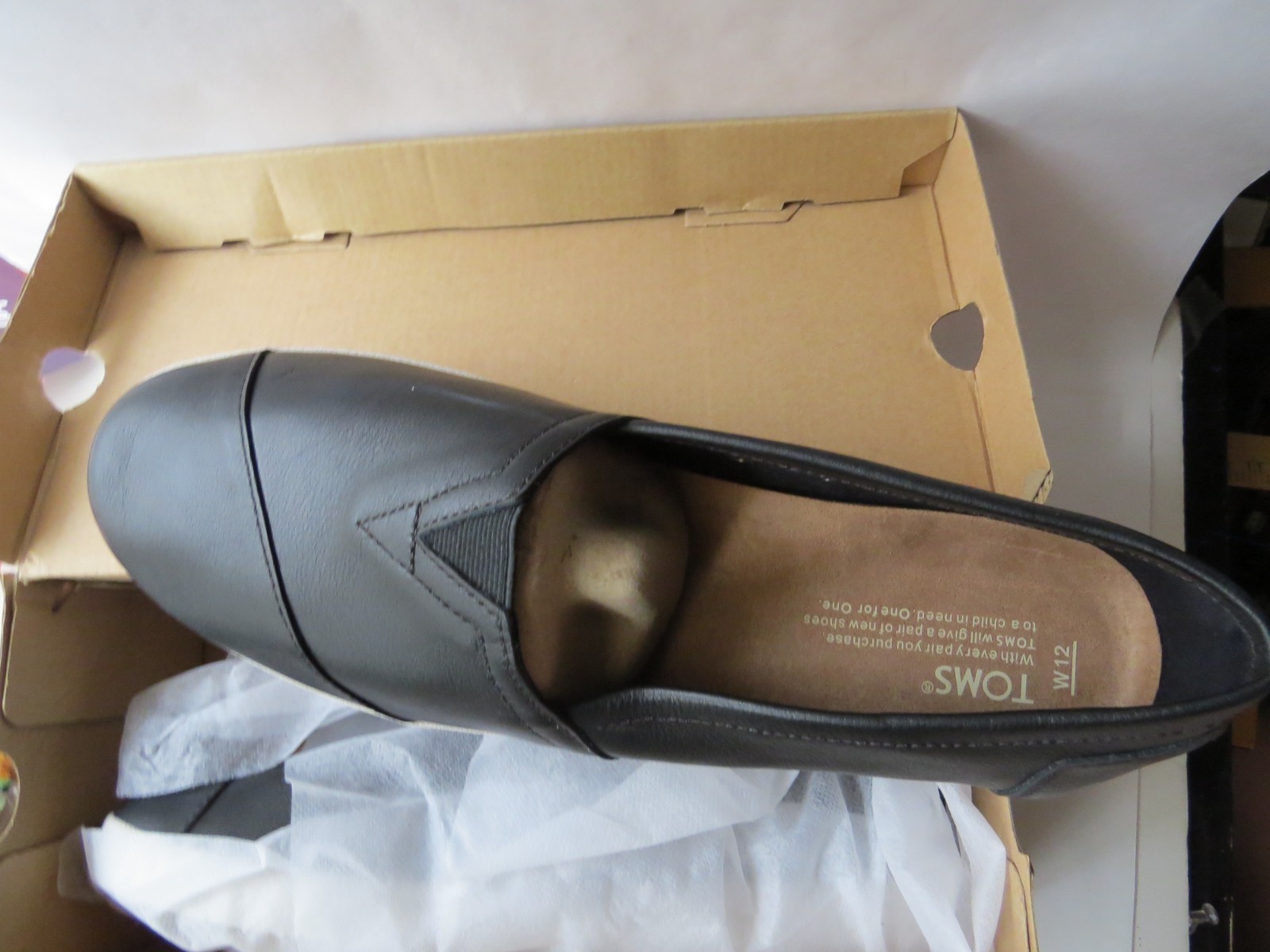 Tom’s Women’s Shoes Espadrilles Size 12, Black Full Grain Leather, New in Box