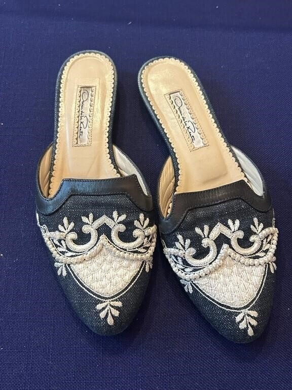 Oscar De La Renta mule size 36 6US