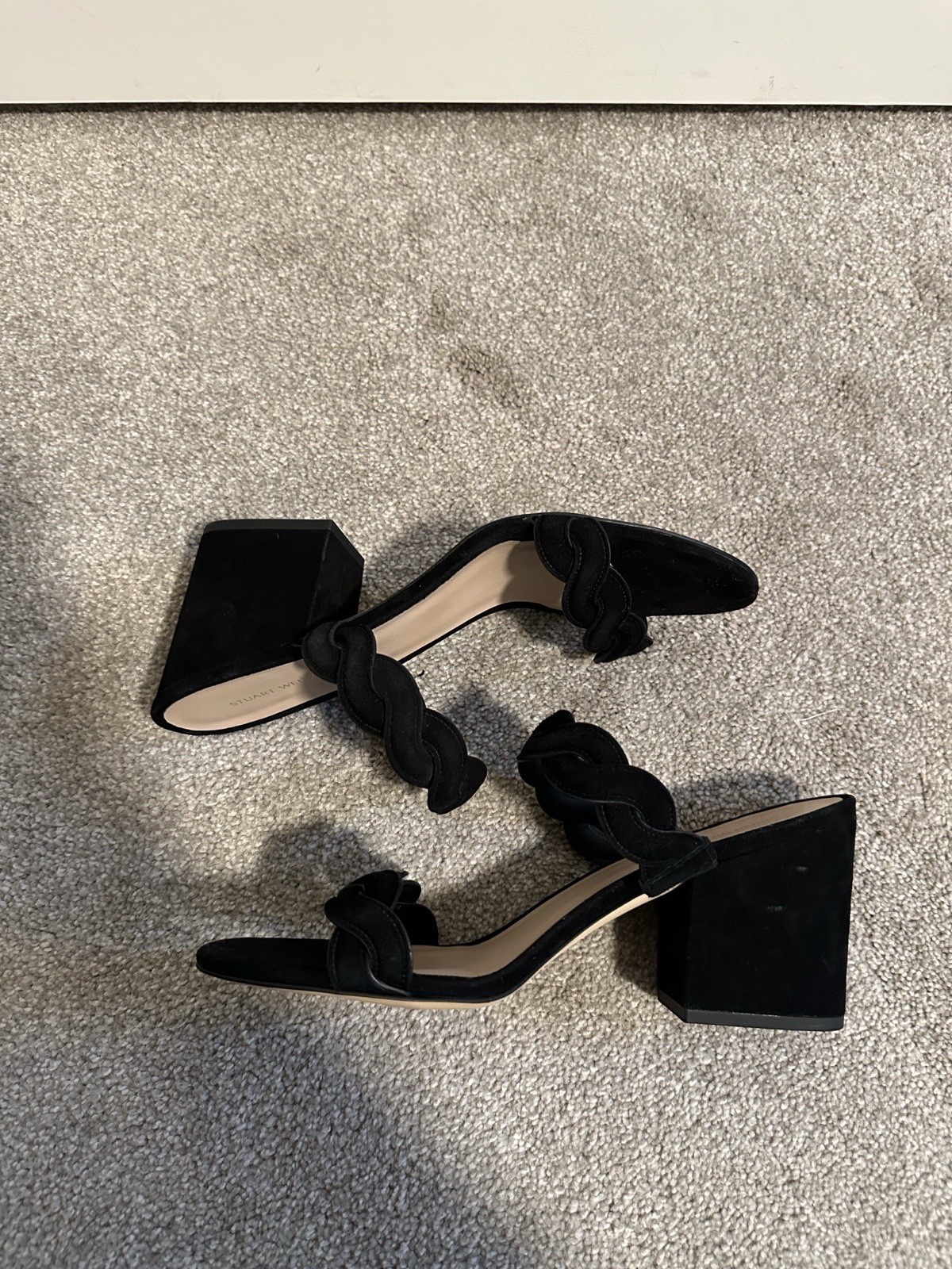 EUC Stuart Weitzman Twistie Block Heel Sandal in Black Suede size EU39.5/US9