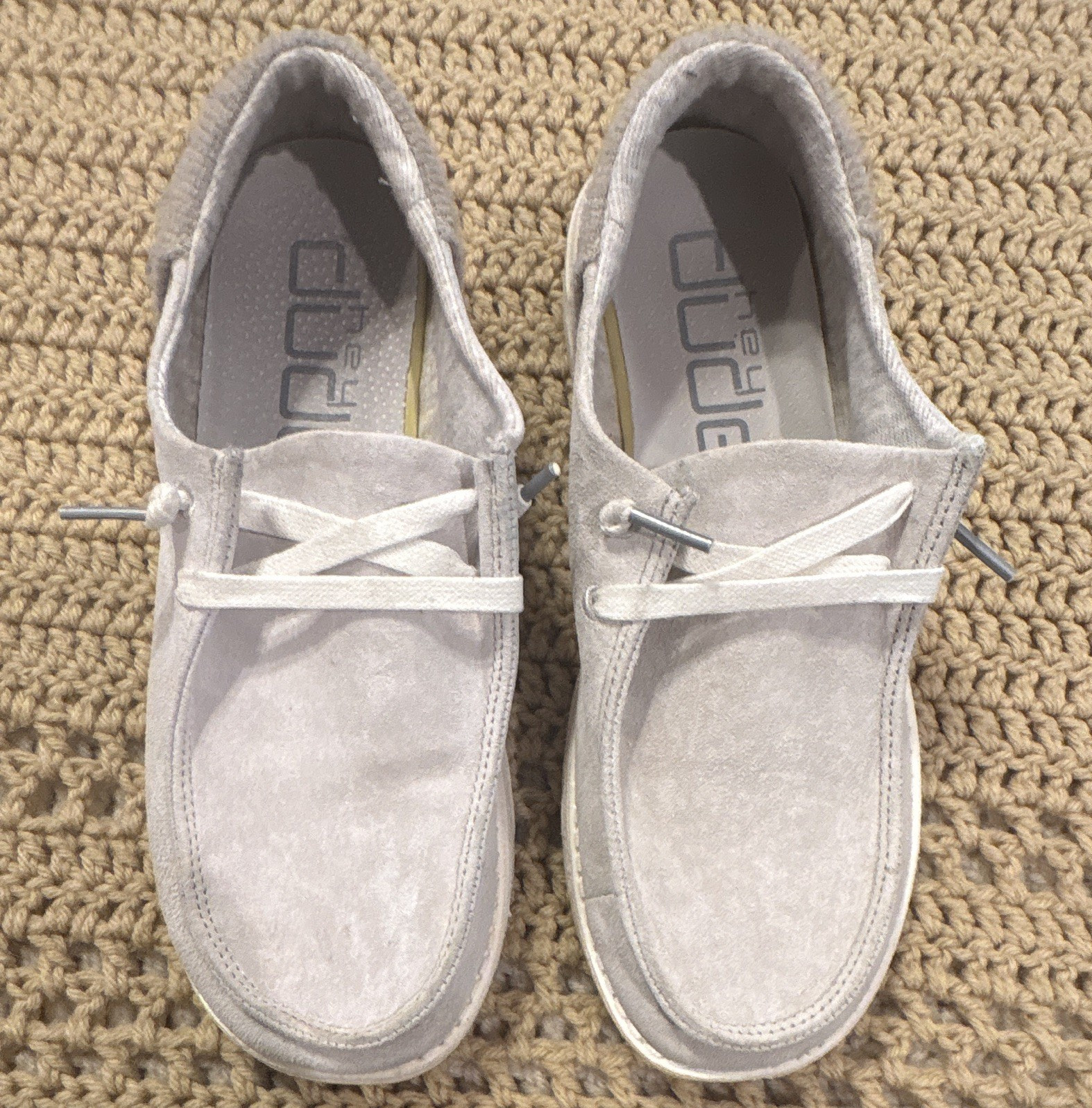 Hey Dude Wendy Suede Women’s Gray Slip-On Comfort Shoes US 8 EU 39