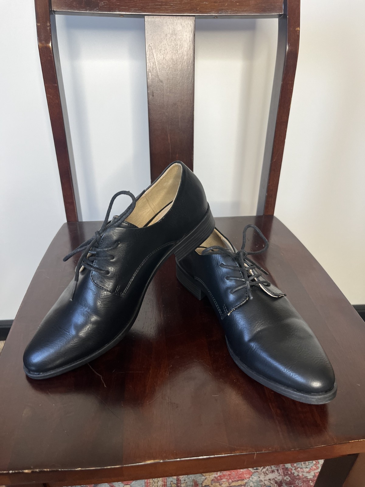 Bonita Womens Comfortable Brogue Low Heel Casual Oxford Daily Shoe Black Size 8