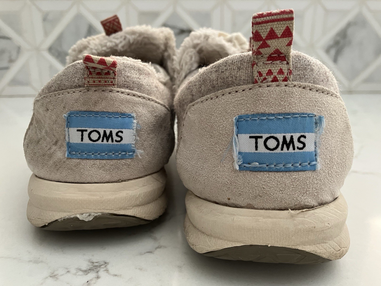 Women’s 7 Sneakers TOMS Del Rey w/shearling Oatmeal canvas outer