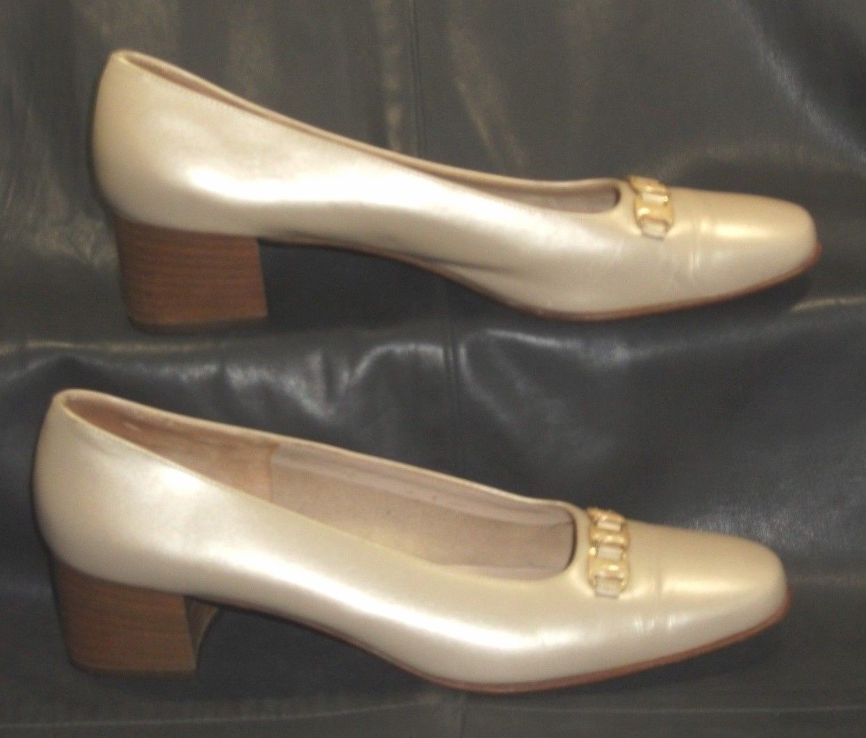 Salvatore Ferragamo Boutique women’s tan smooth leather pump shoes size US 8 3A