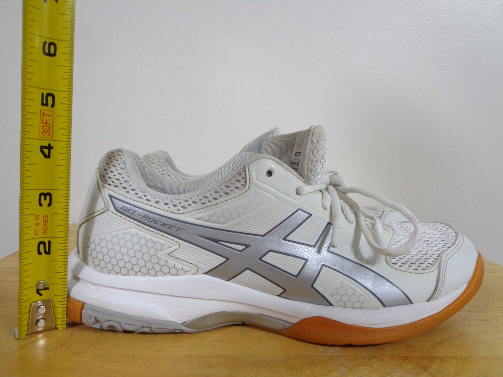 Asics Gel-Rocket (B756Y) Athletic Women’s Shoes White Color Size 7.5