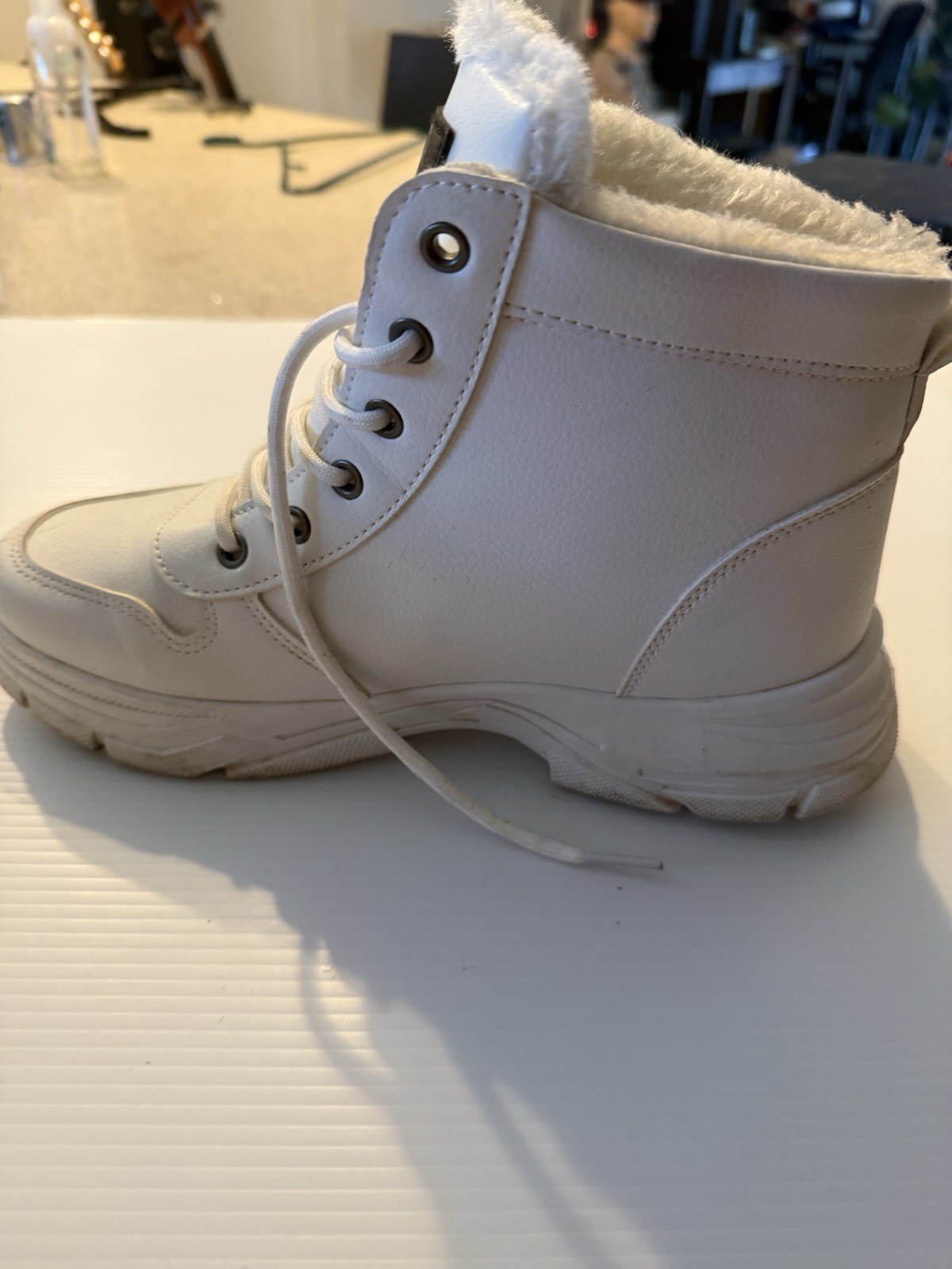 Evolutions High Top Boots~ White Size Woman’s 43