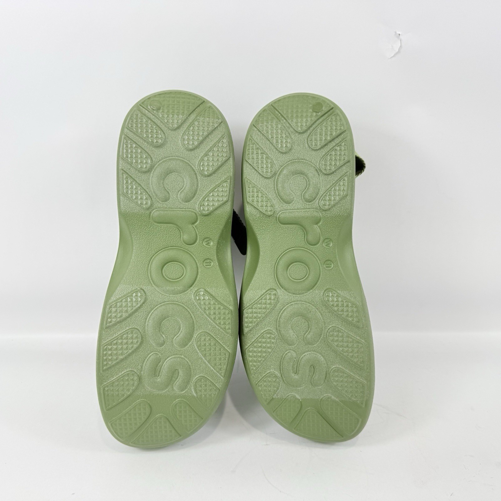 Crocs Soho Y Strap Sandal 211755 Army Green Women’s Size 11 Excellent MINT