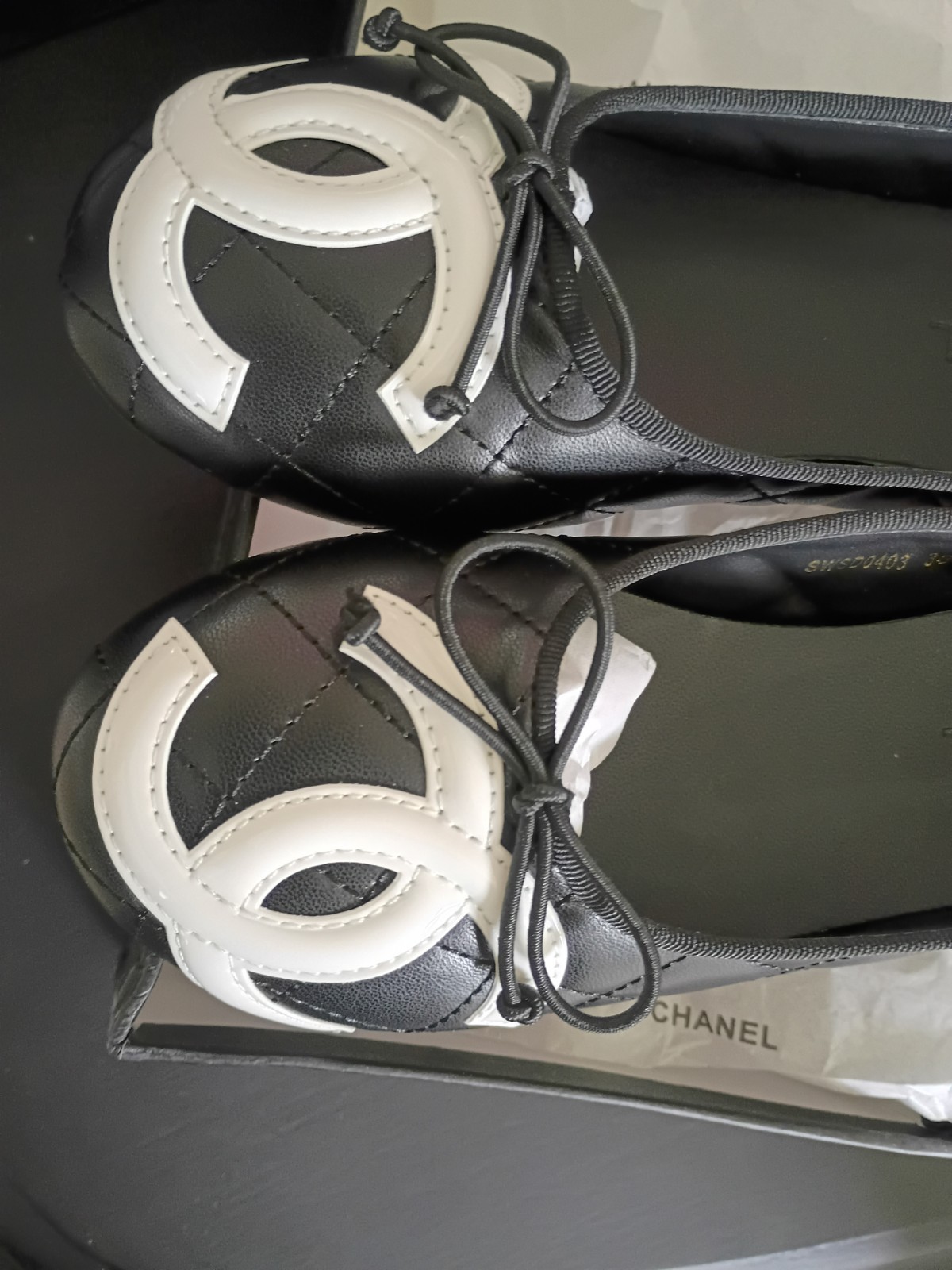 Chanel Ballet Slipper Cambons Size 7.5 Black CC LOGO Authentic BRAND NEW