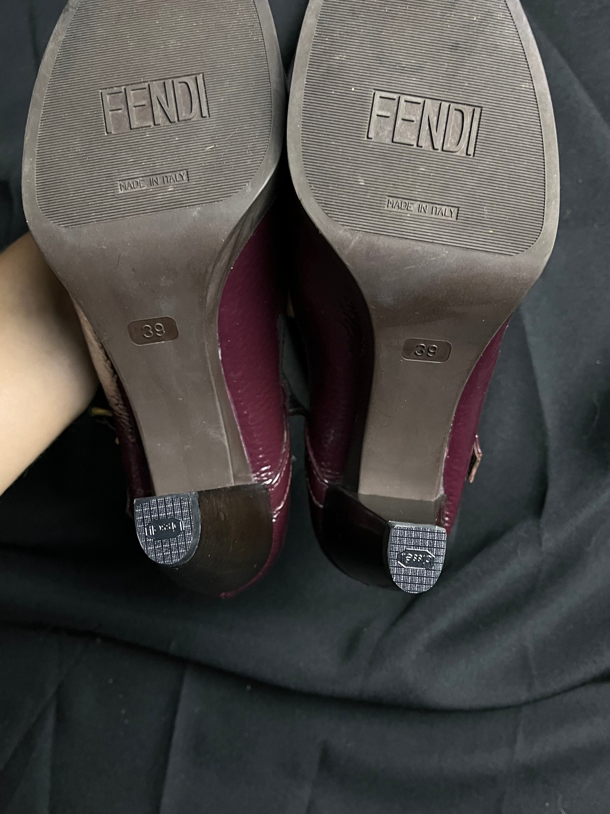 Fendi Heels, Made in Italy / 39 EU / UK 6 / 8-8,5 US