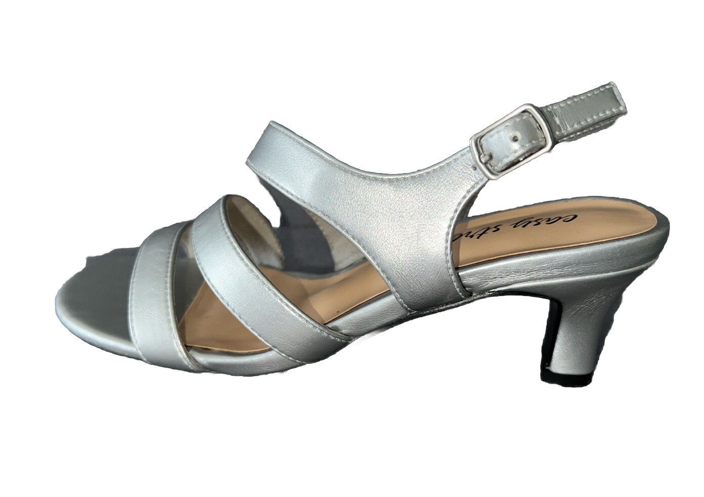 Easy Street Silver Como Women’s Sandal size 6 WW Extra Wide Buckle 2.5 in heel