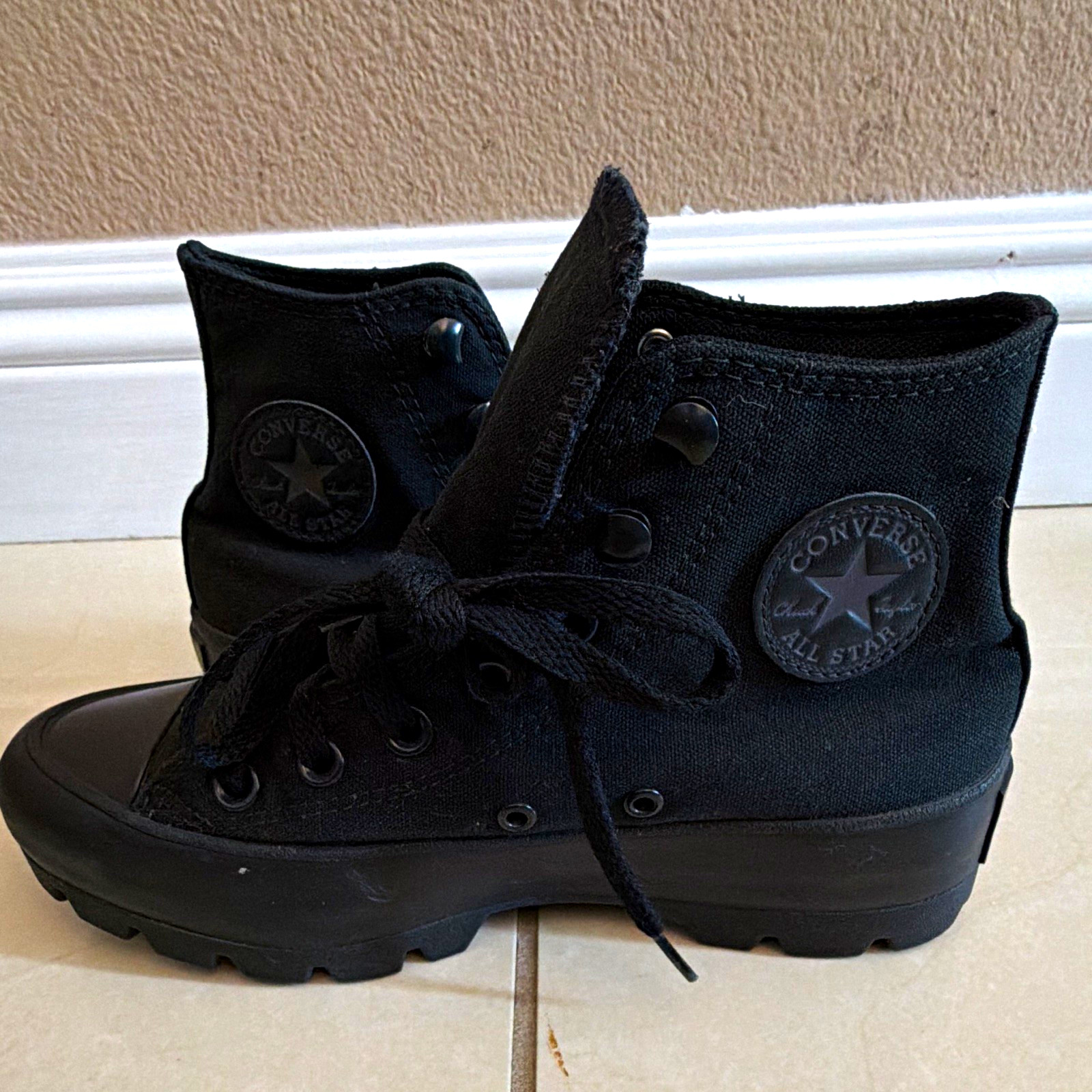 Converse Chuck Taylor All Star Lugged High Top Black Monochrome Canvas 569891C