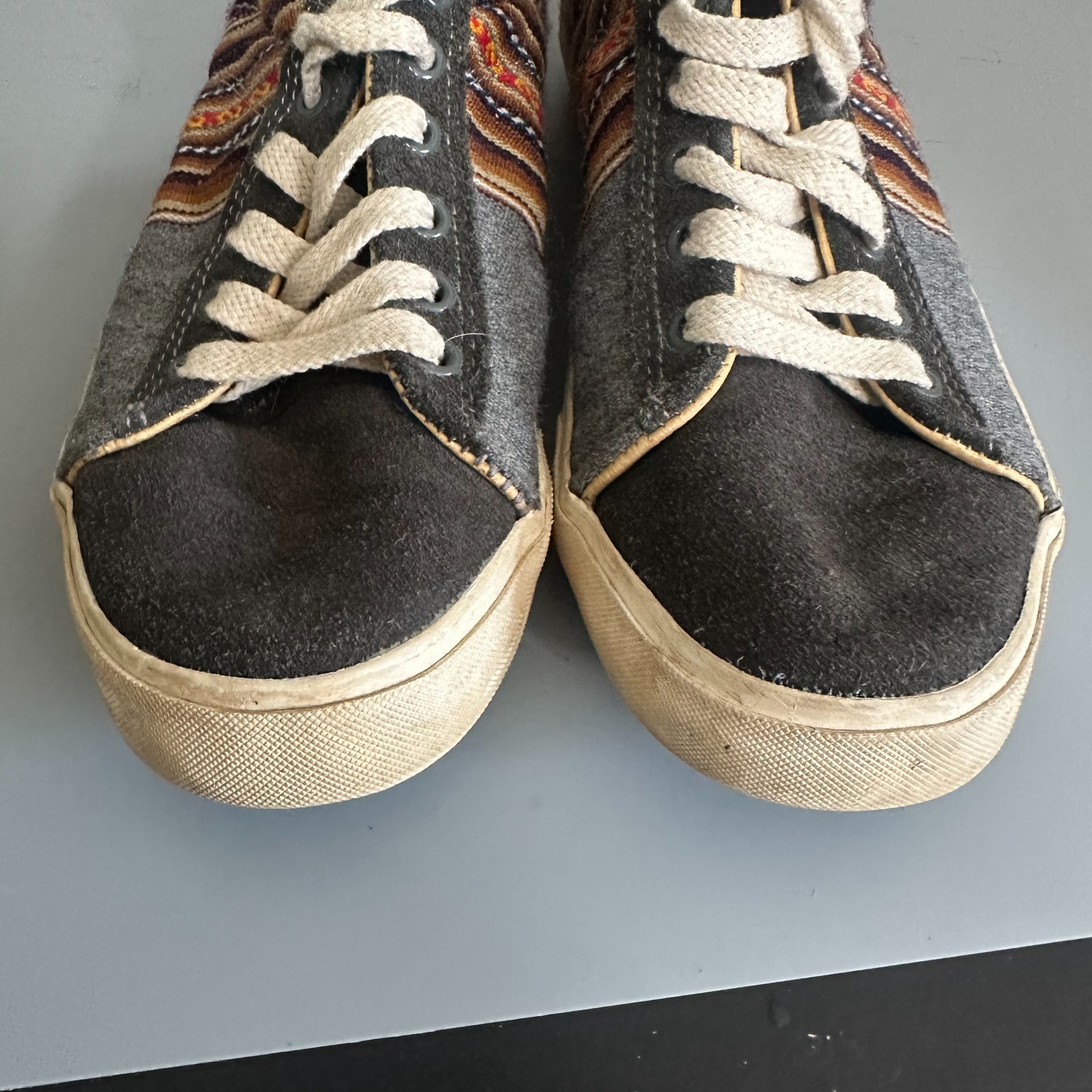 Inkkas Cusco Low Top Sneakers Gray Suede & Peruvian Canvas Women Sz 9 Men Sz 7