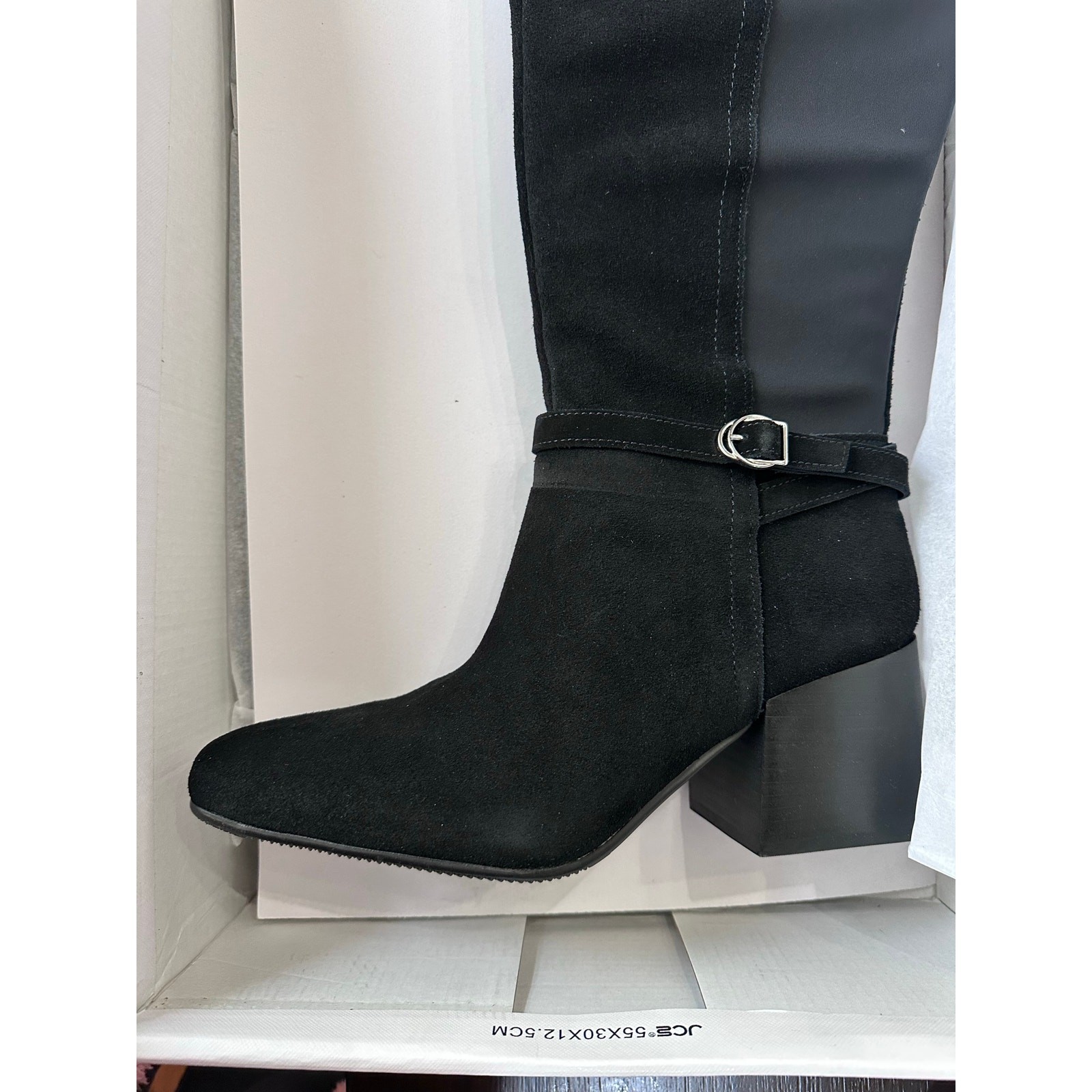 Blonde waterproof knee boots 8