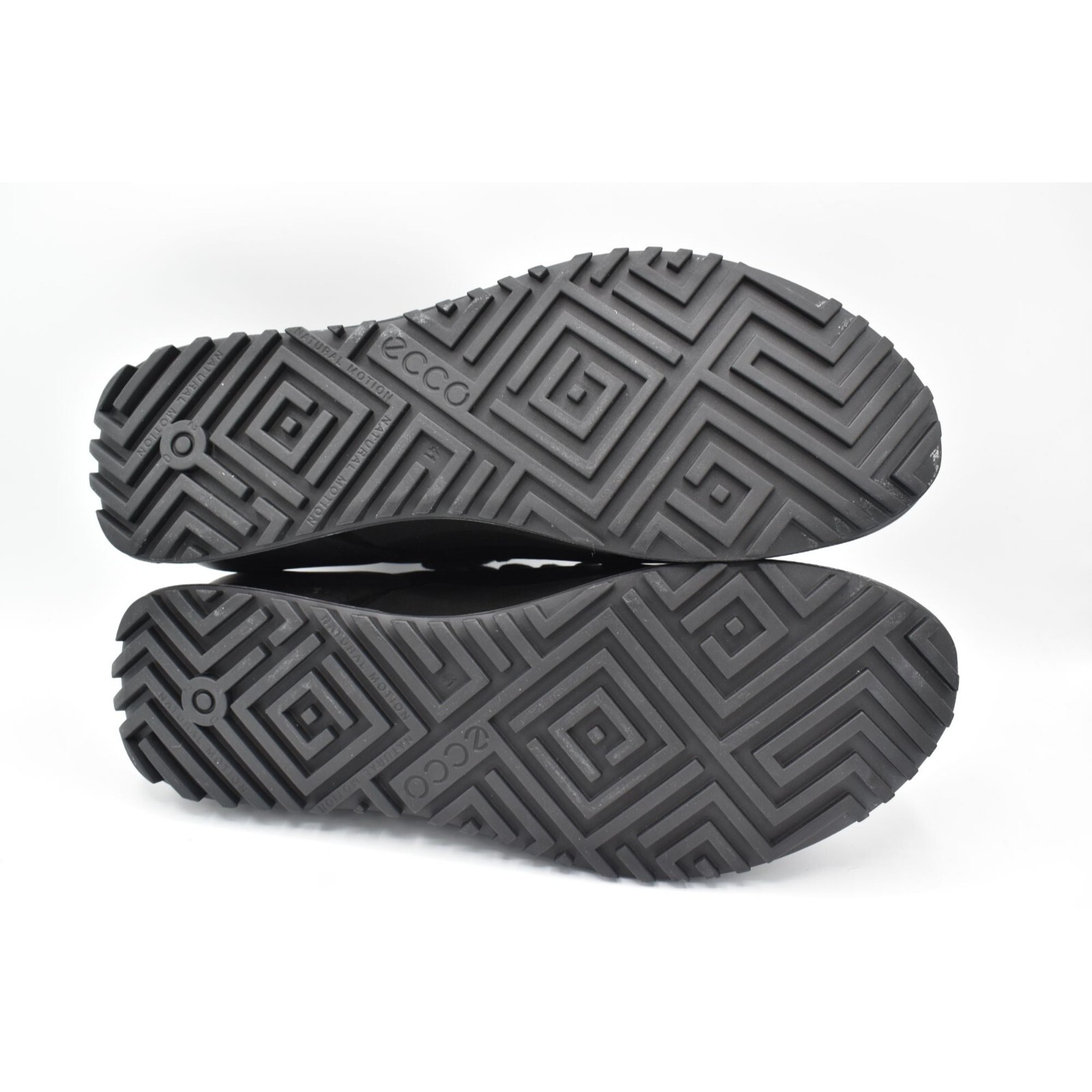 ECCO Womens Size EU 41 US 10-10.5 BIOM 2.0 Low Tex Textile Black Running Shoes