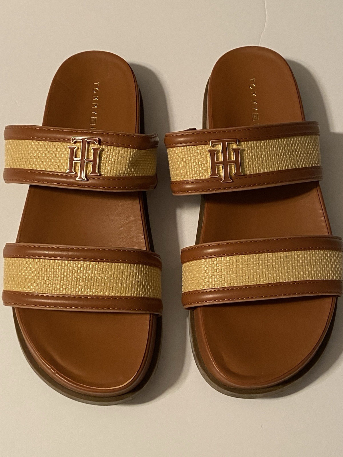 Tommy Hilfiger Women’s Sandals 8.5 Brown Tan Logo Straps Slides Flats NEW